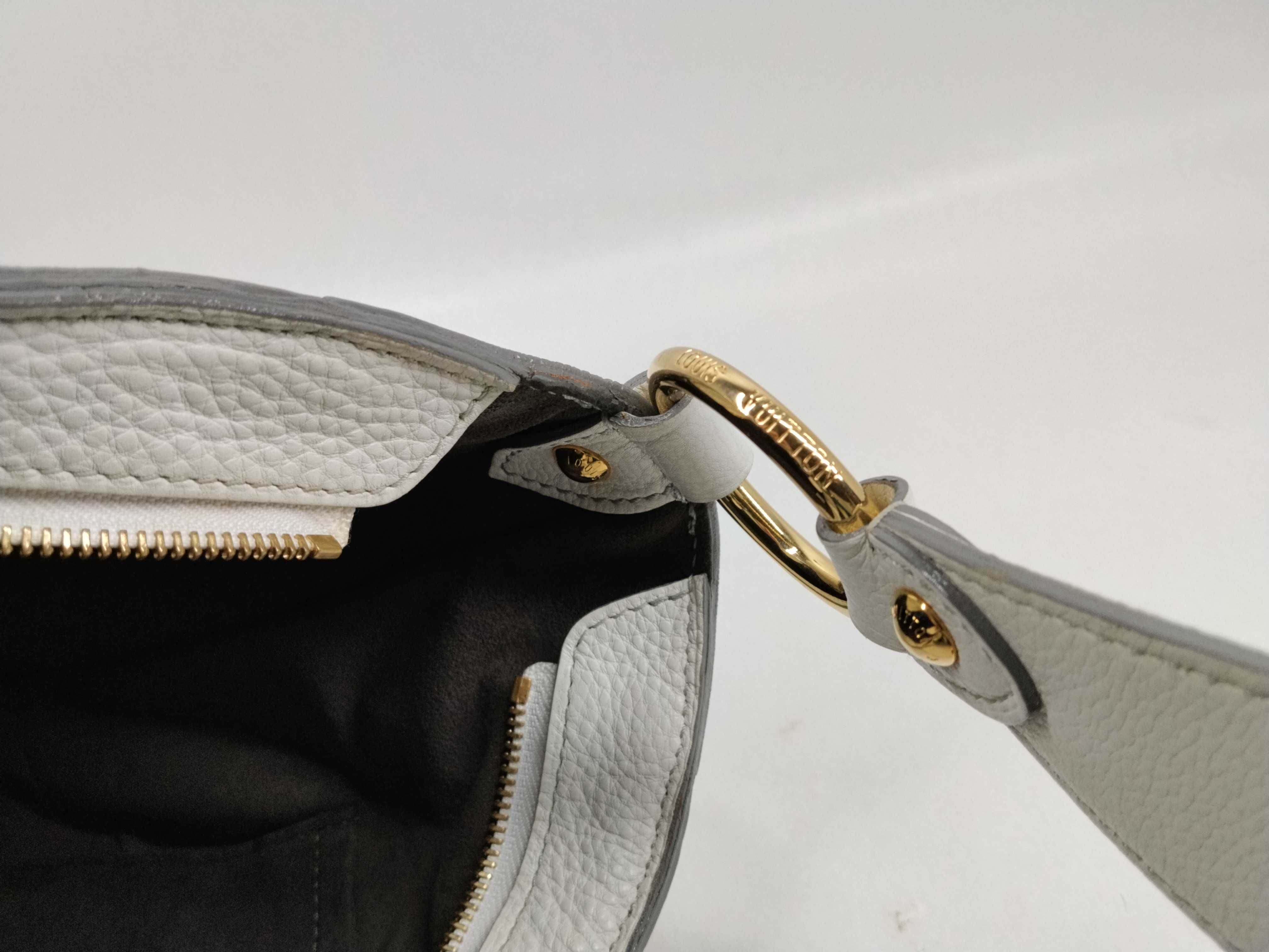 Mahina Solar Shoulder Bag — view 13