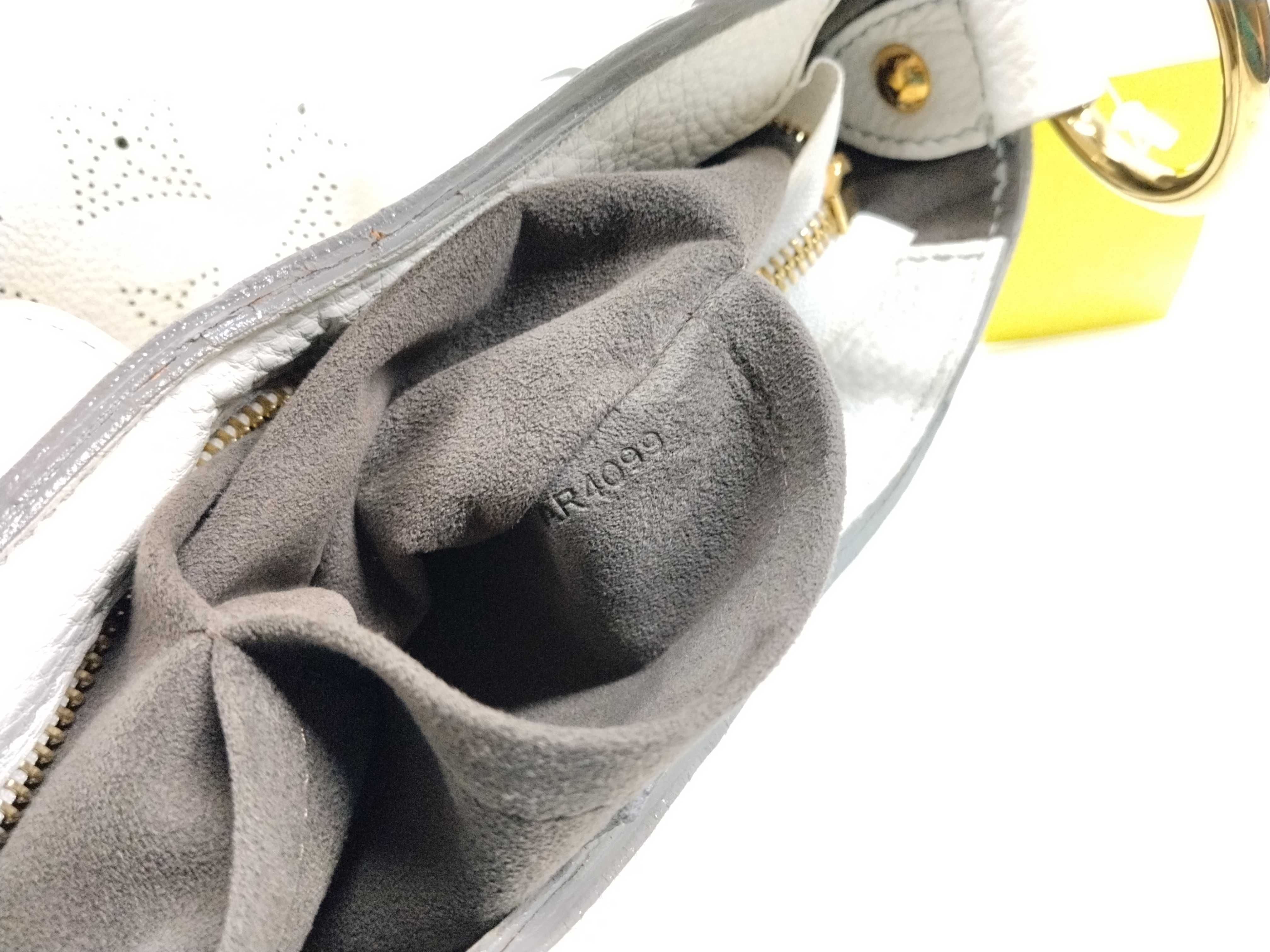 Mahina Solar Shoulder Bag — view 15