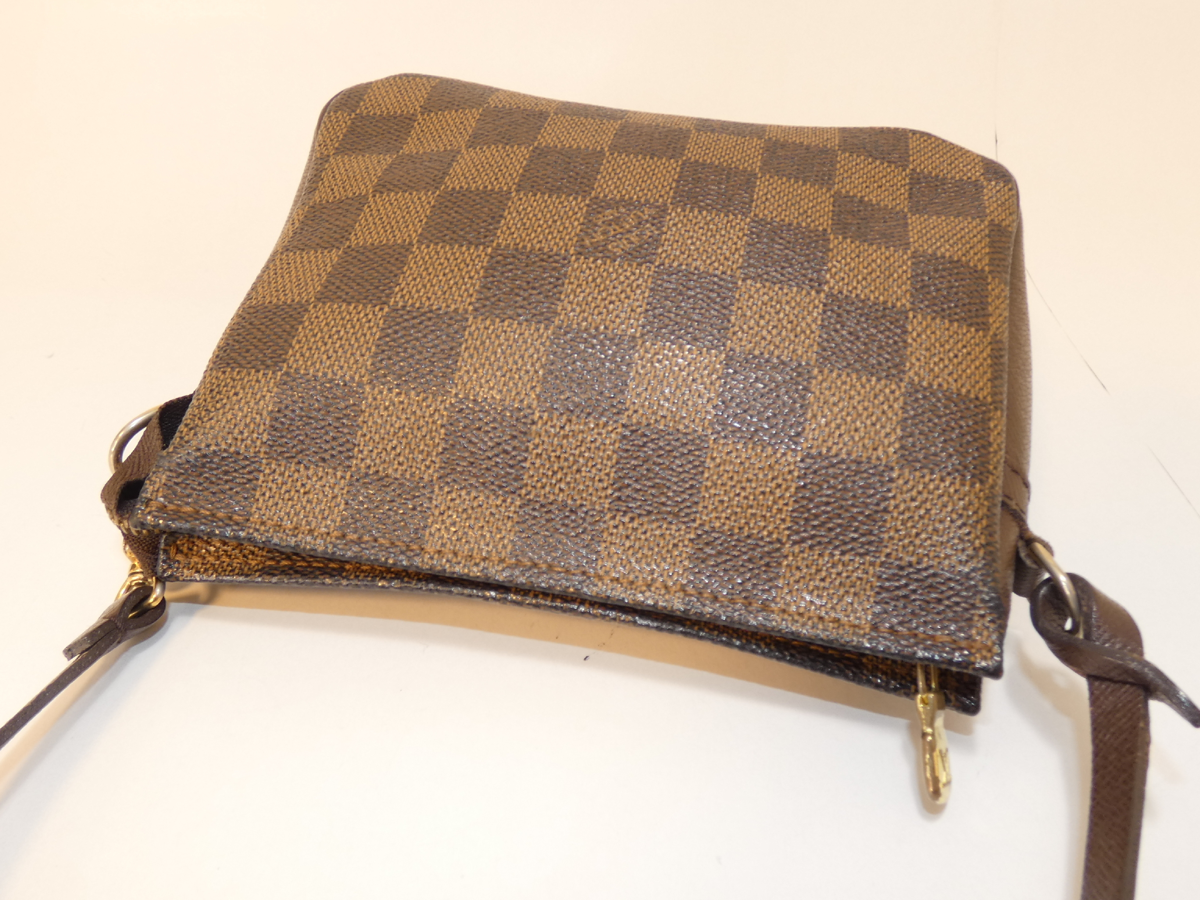 Trousses Toilette Damier Makeup Pouch Handbag — view 3