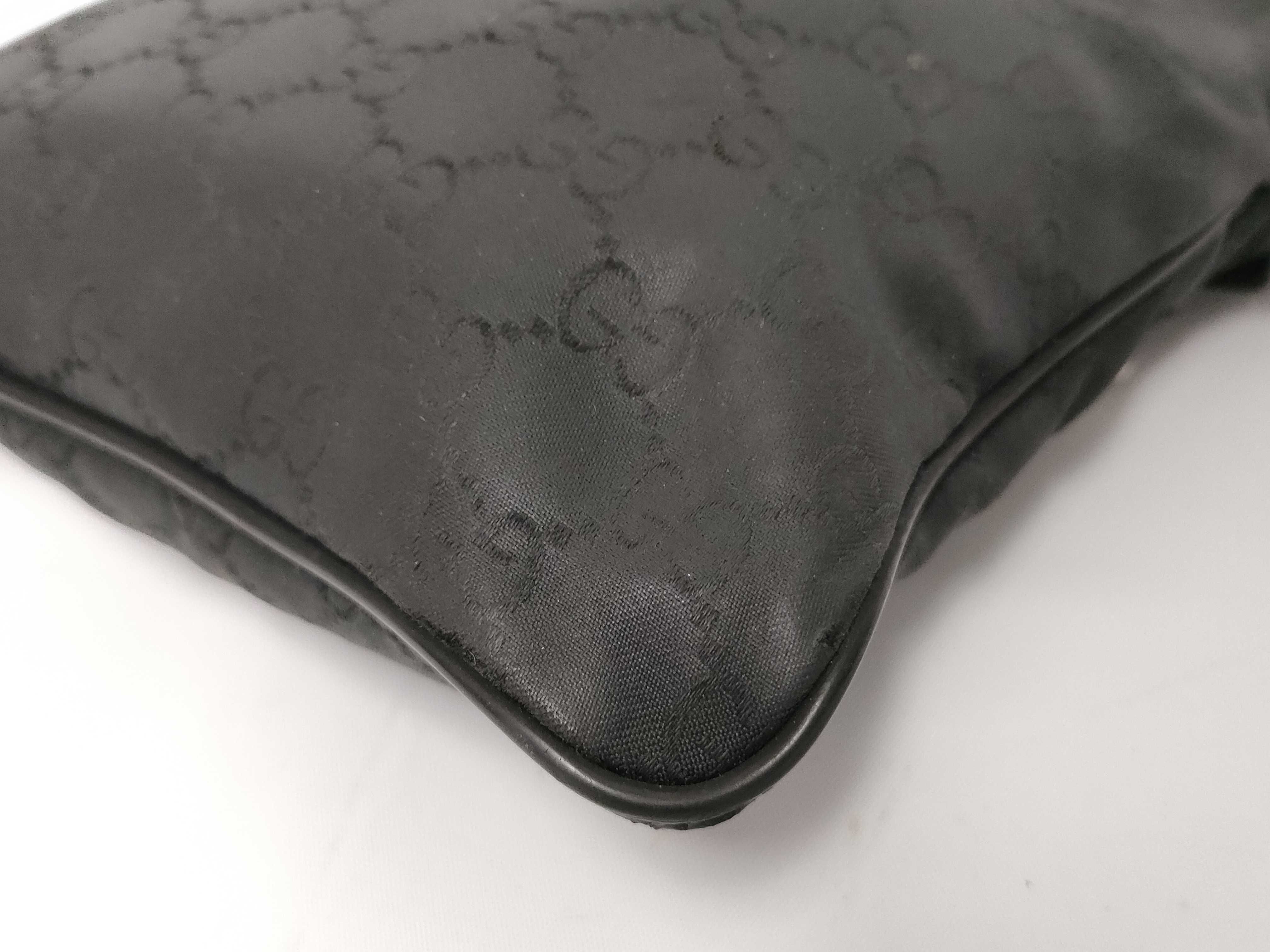 GG Messenger Bag Shoulder Bag — view 4