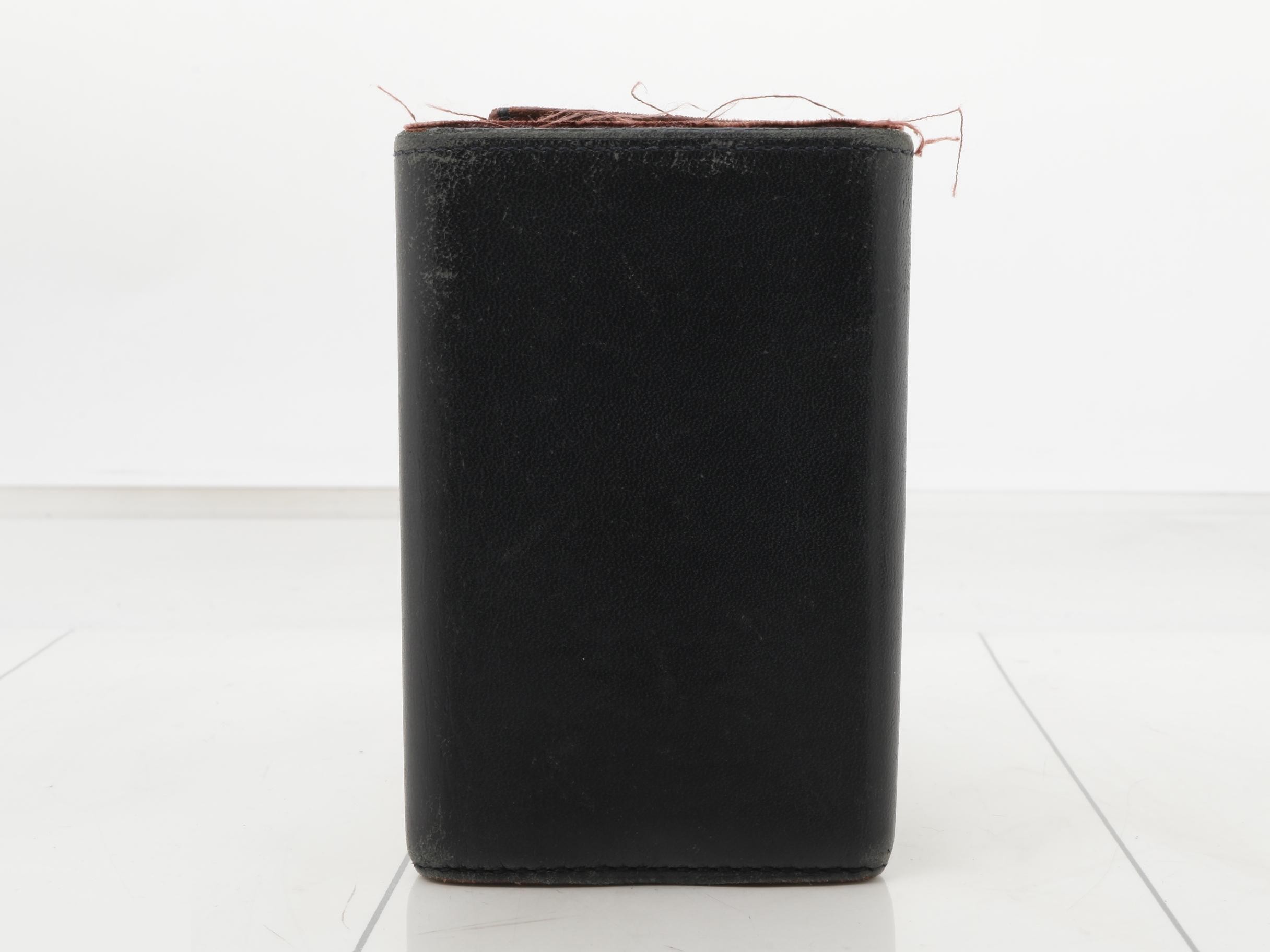 Must Line Black Key Case (with box) — view 2
