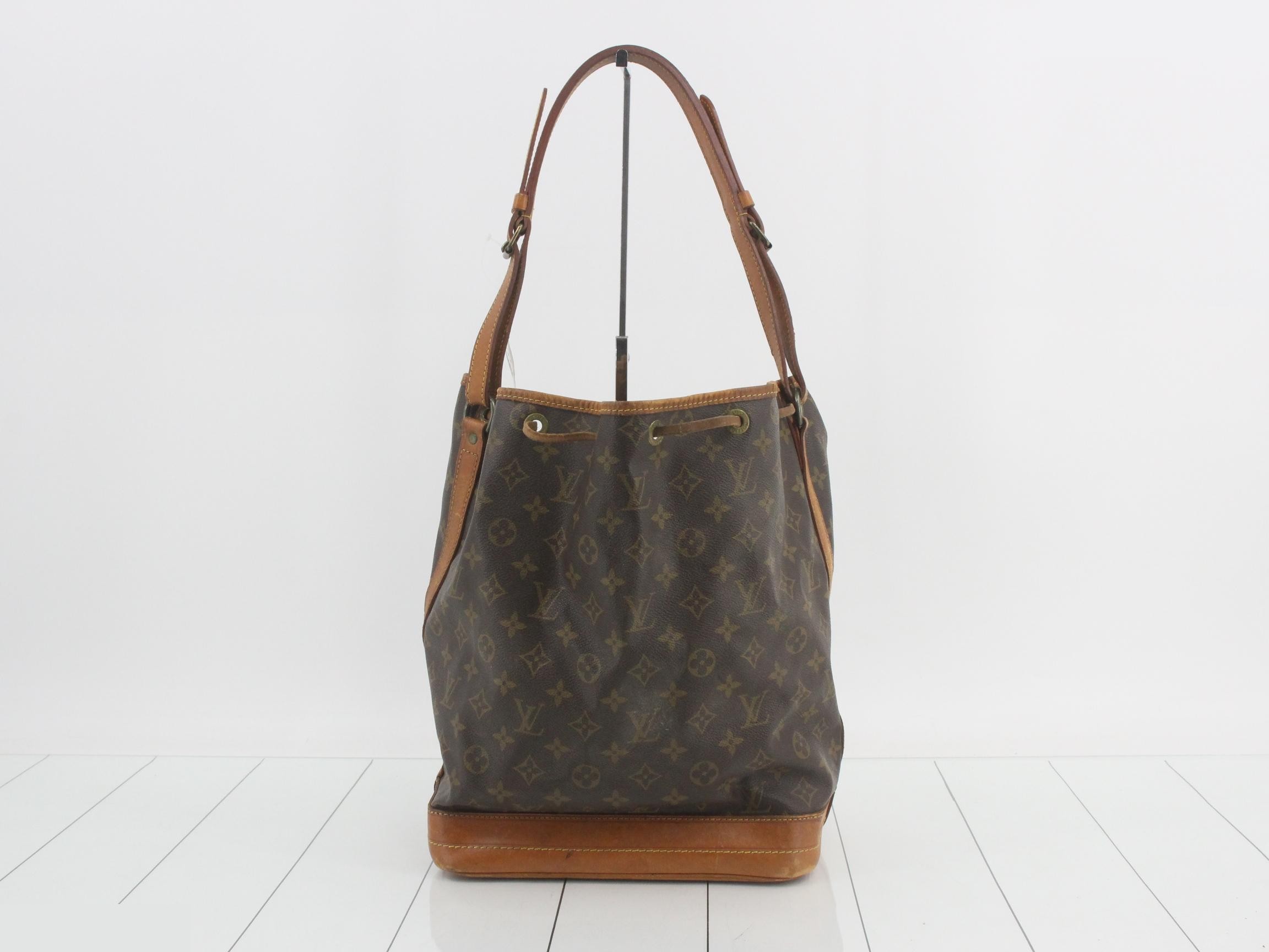 Monogram Noé M42224 — view 2