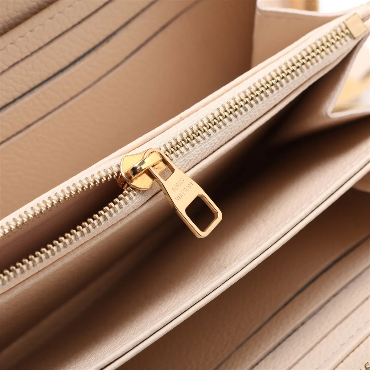 Bicolor Monogram Empreinte Zippy Wallet M81914 Beige x Pink Round Zip Wallet — view 12