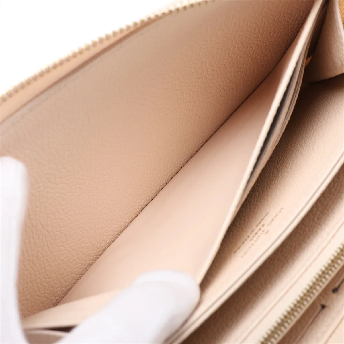 Bicolor Monogram Empreinte Zippy Wallet M81914 Beige x Pink Round Zip Wallet — view 7