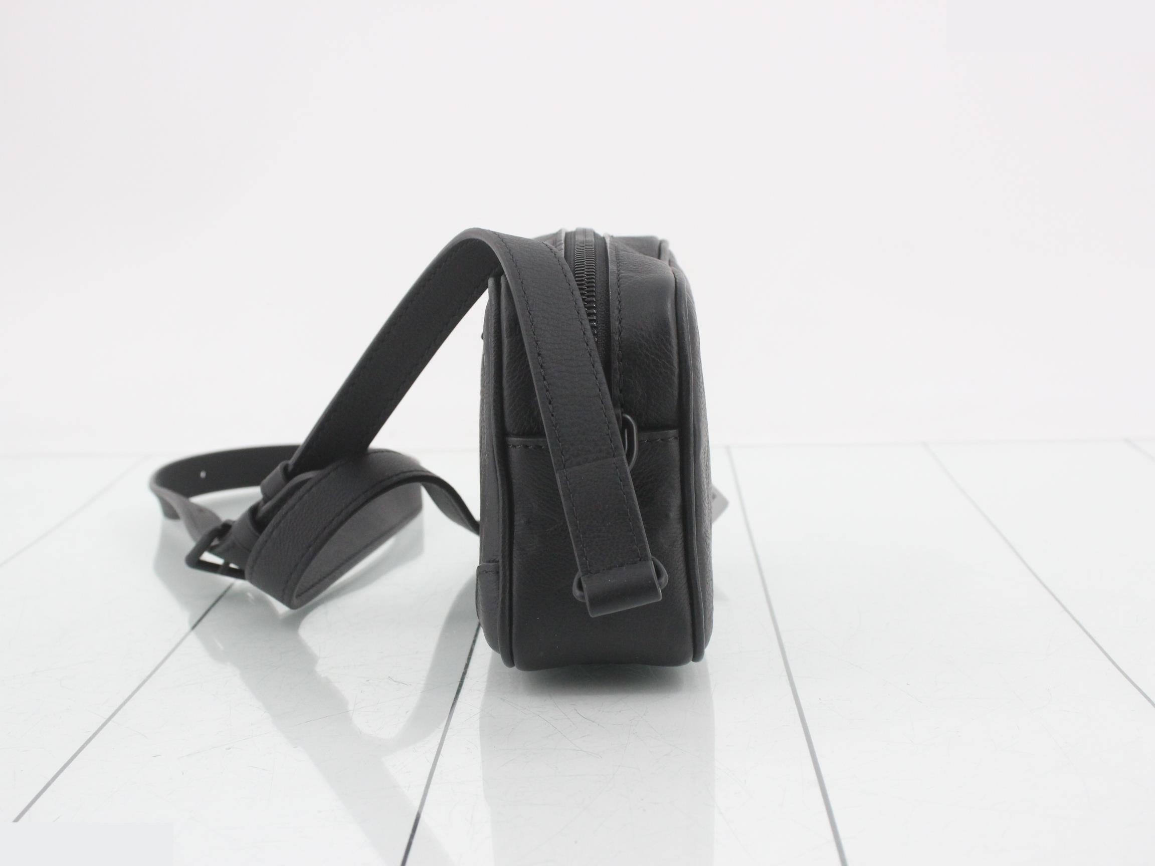 Shadow Trocadero Wearable Wallet M26737 (Unused) — view 3