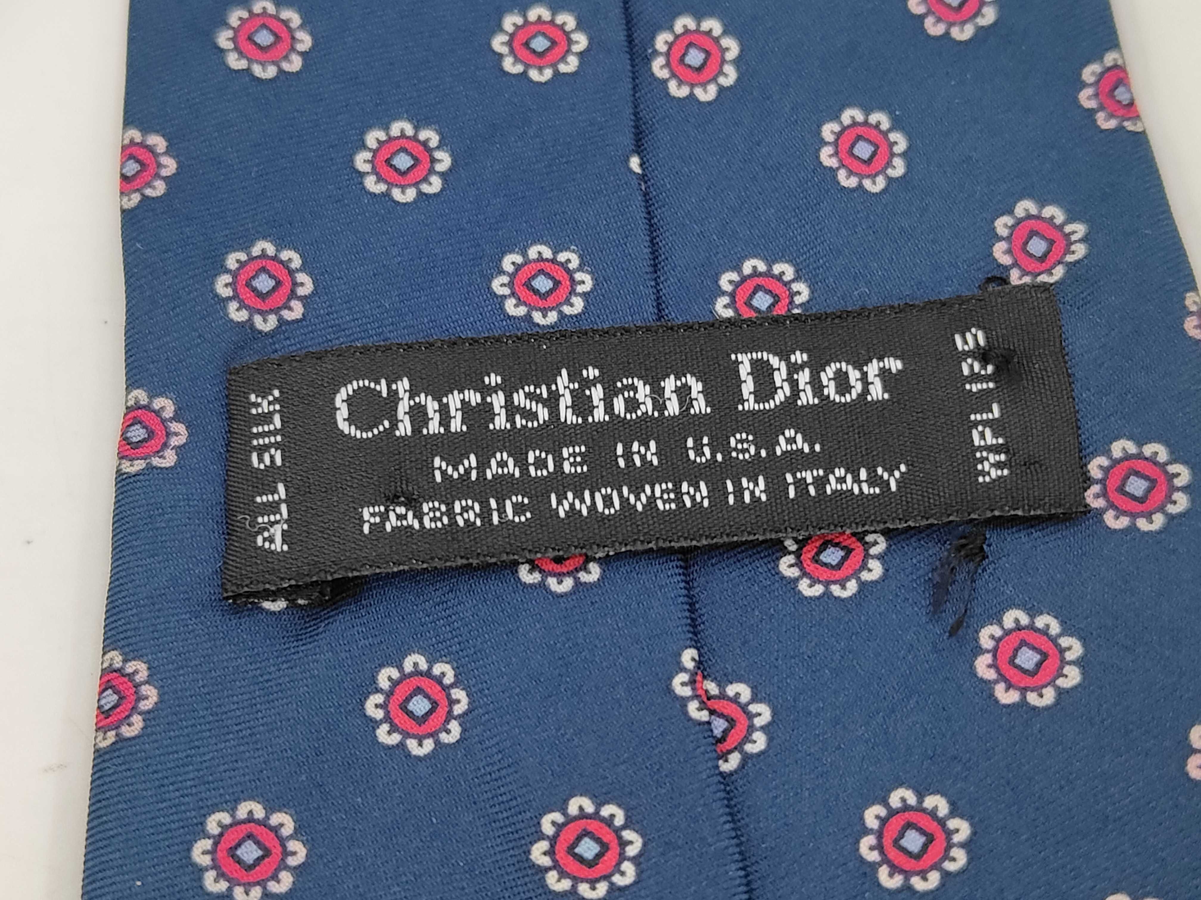 Tie and Other Accessories — view 4