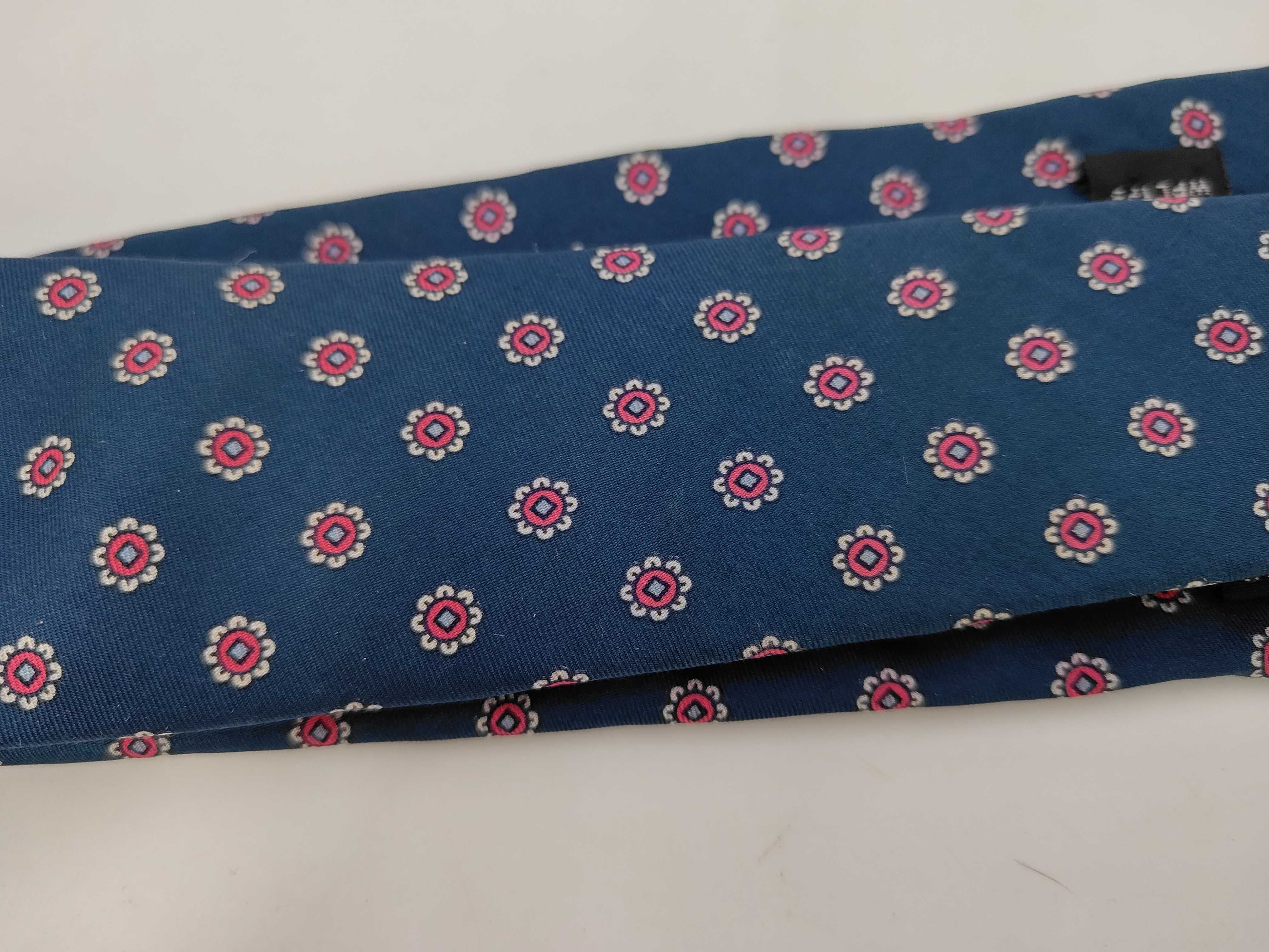 Tie and Other Accessories — view 7