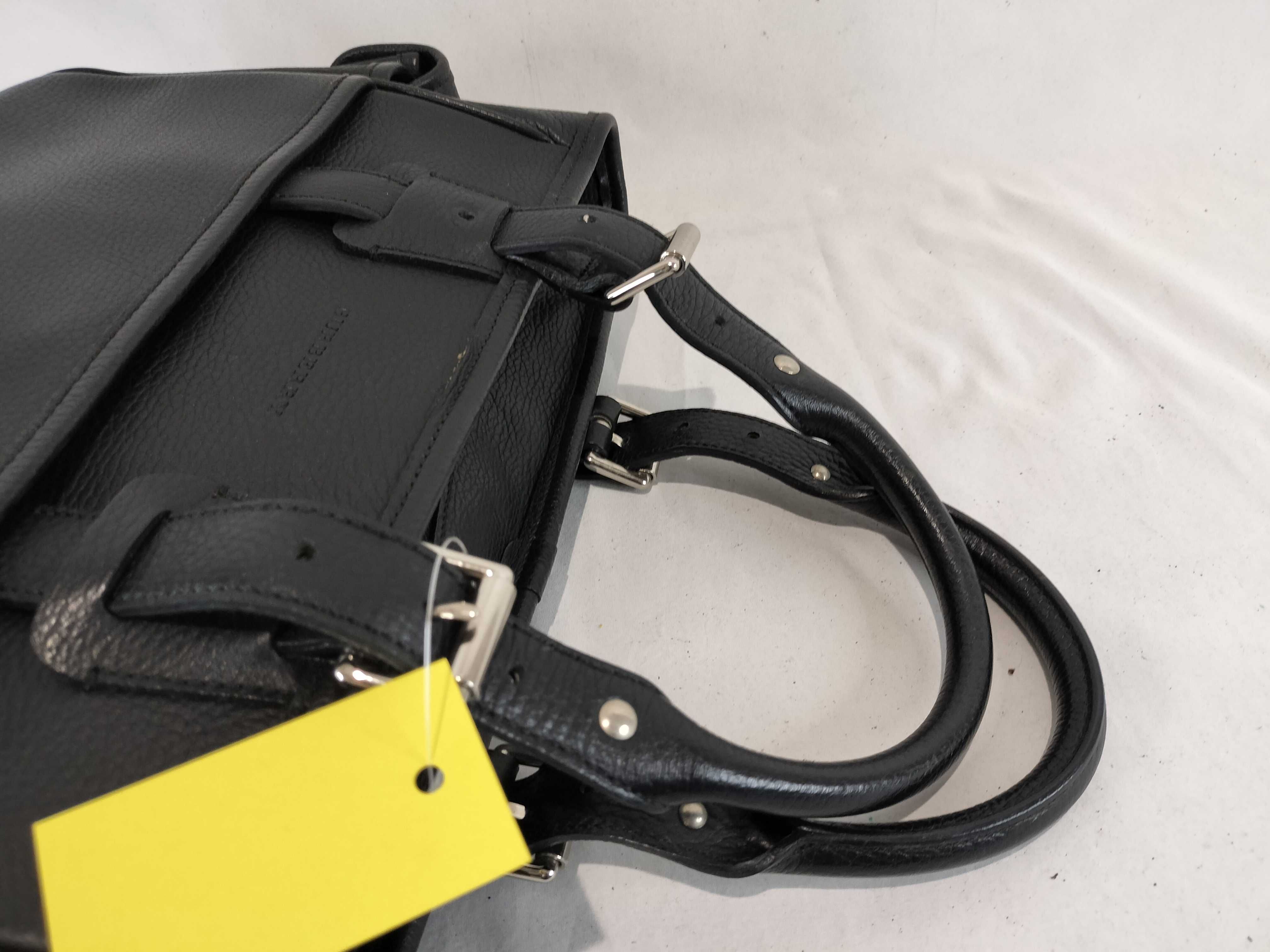 Leather Handbag / Nova Check Interior *Some fastening buttons are missing. — view 4