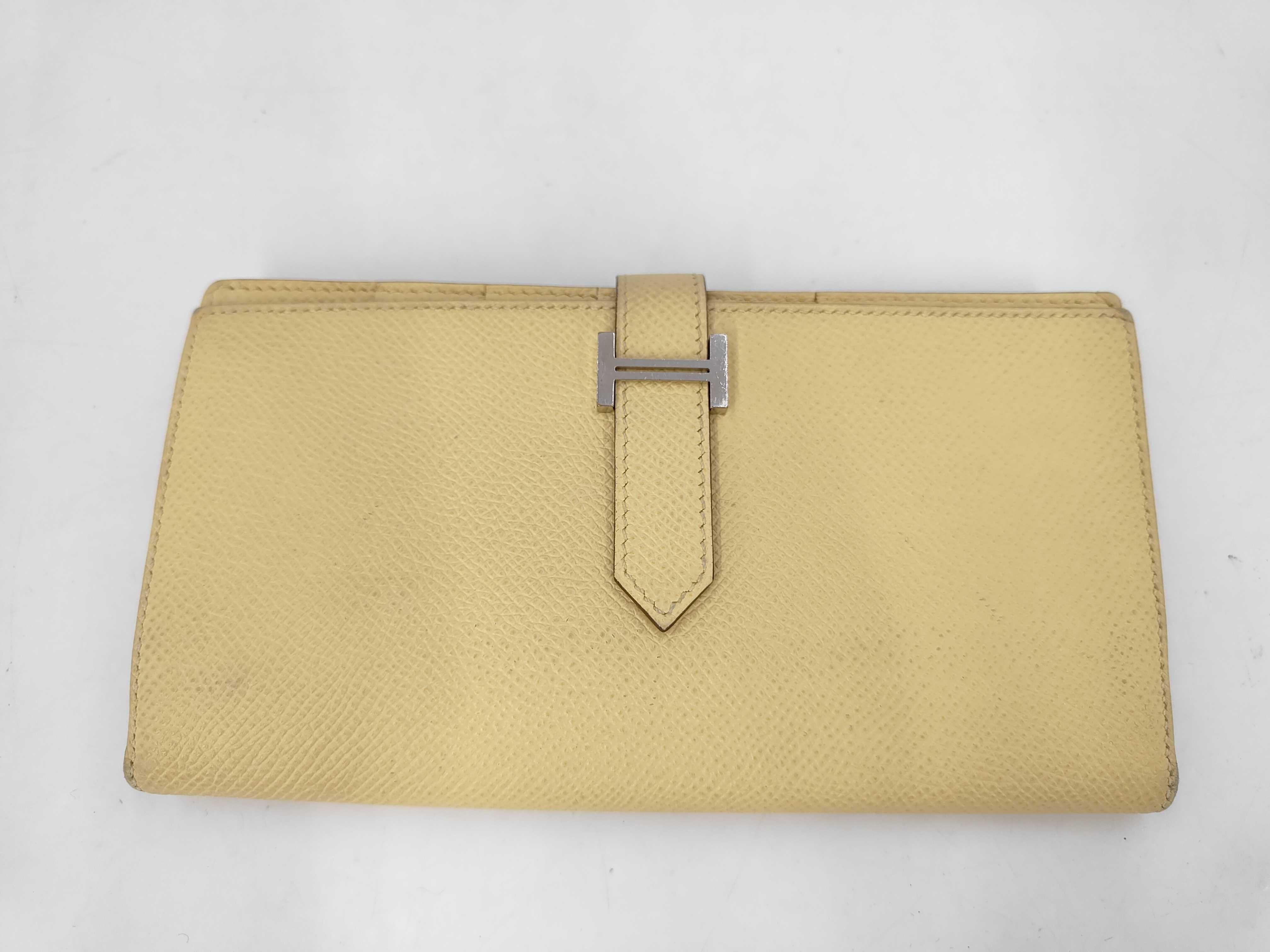 Bearn Soufflé Wallet, Veau Epsom Leather, Yellow, T Stamp