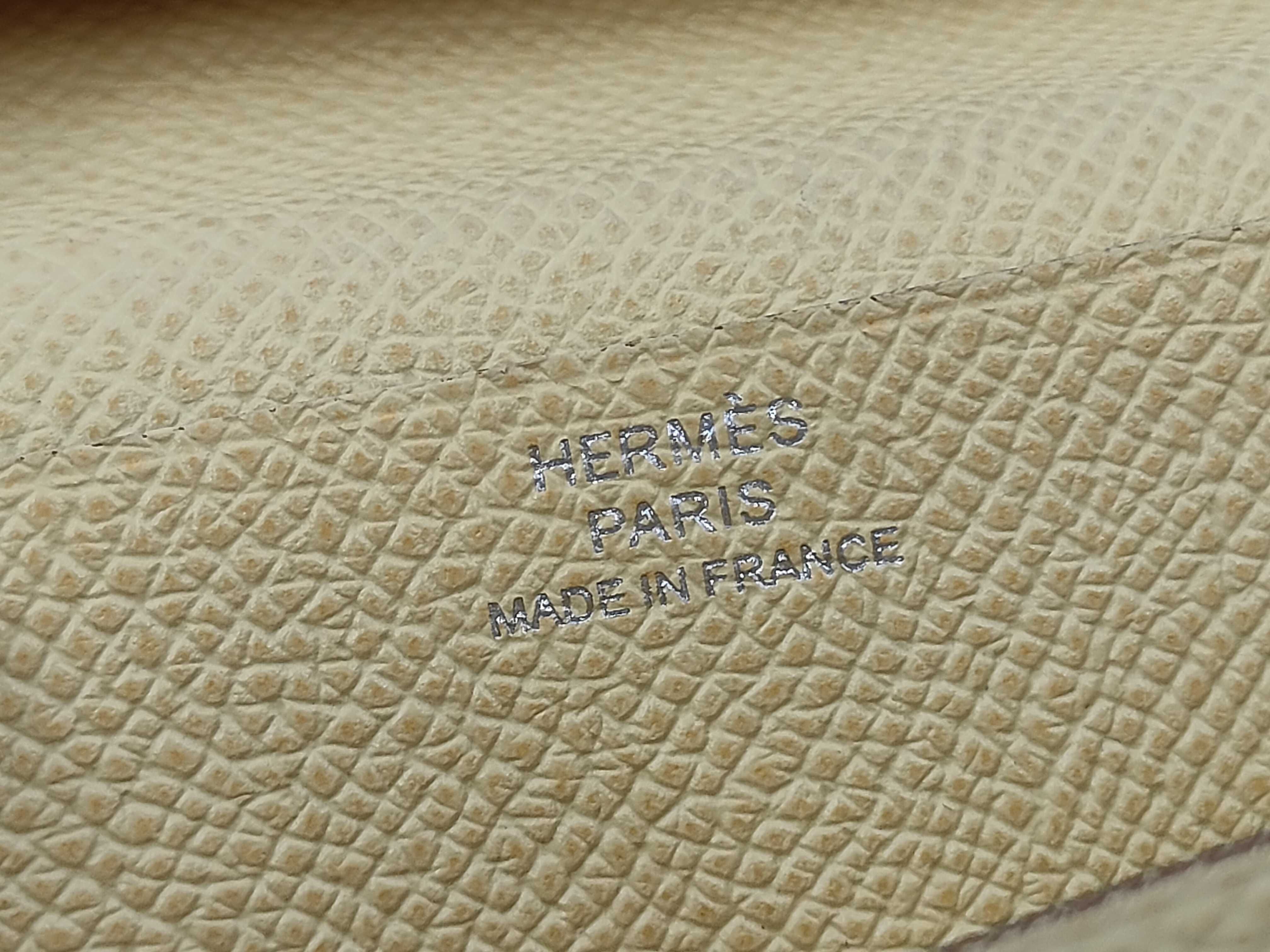 Bearn Soufflé Wallet, Veau Epsom Leather, Yellow, T Stamp — view 5