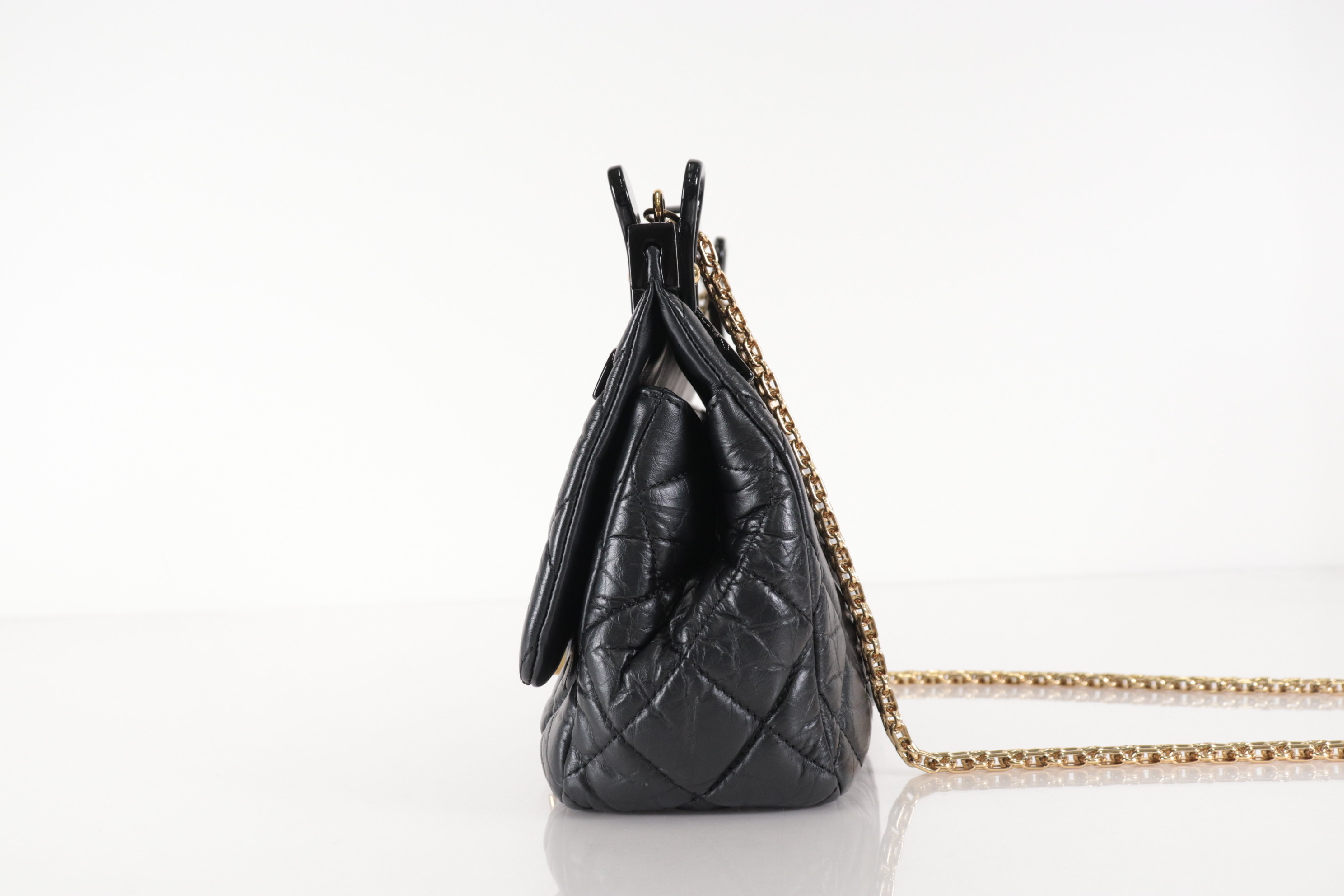 Matelassé 2.55 Hanger Motif Chain Shoulder Bag with Mirror (Serial Number 23) — view 5