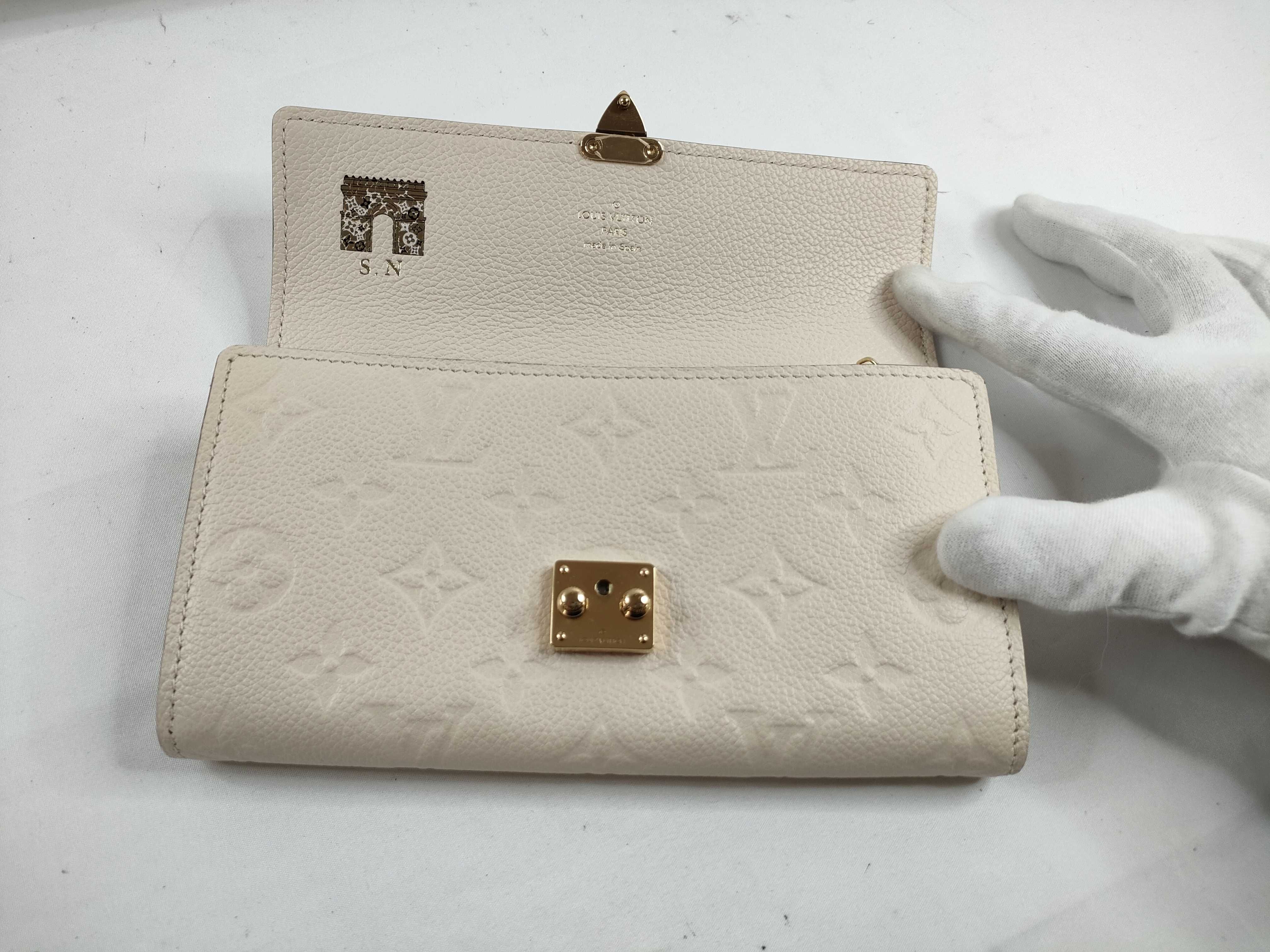 Monogram Empreinte Louis Vuitton Monogram Empreinte Portefeuille Sarah Métis Long Wallet Gold Hardware White M82638 IC Chip Box Wallet — view 9