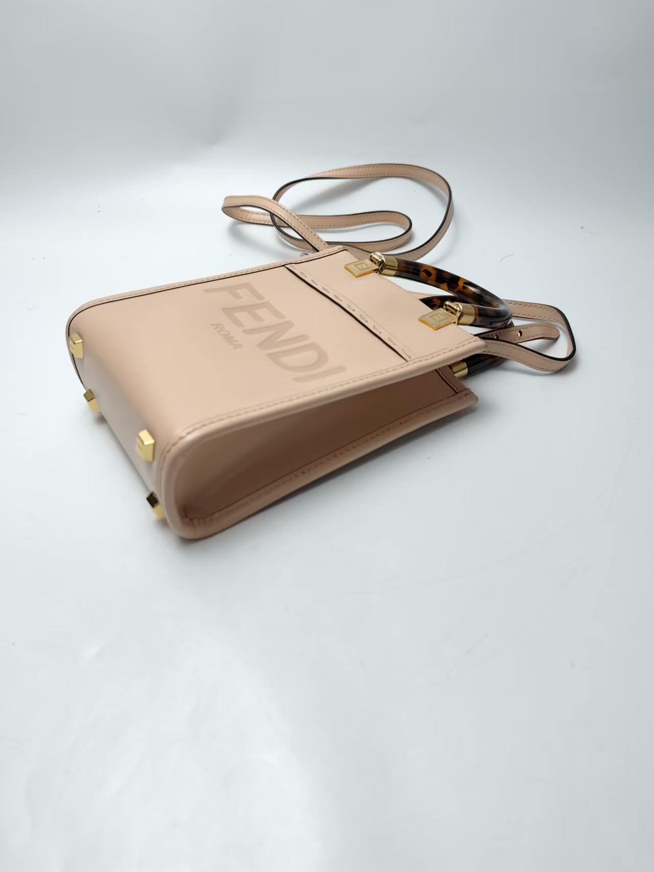 【*Shipped from: China*】FENDI Sunshine Leather Shoulder Bag — view 5