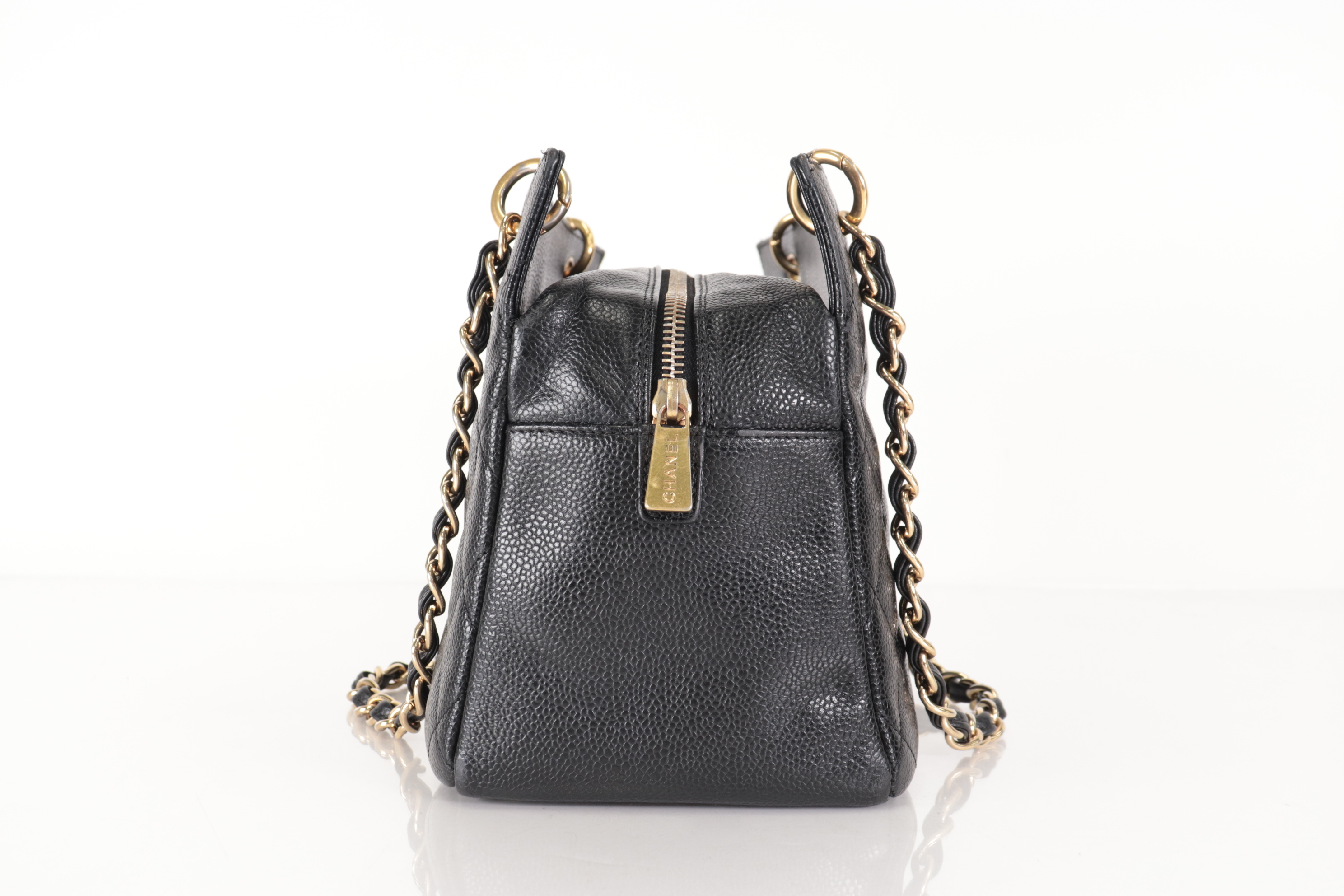 Matelassé Caviar PTT Chain Tote, Series 7 Shoulder Bag — view 4