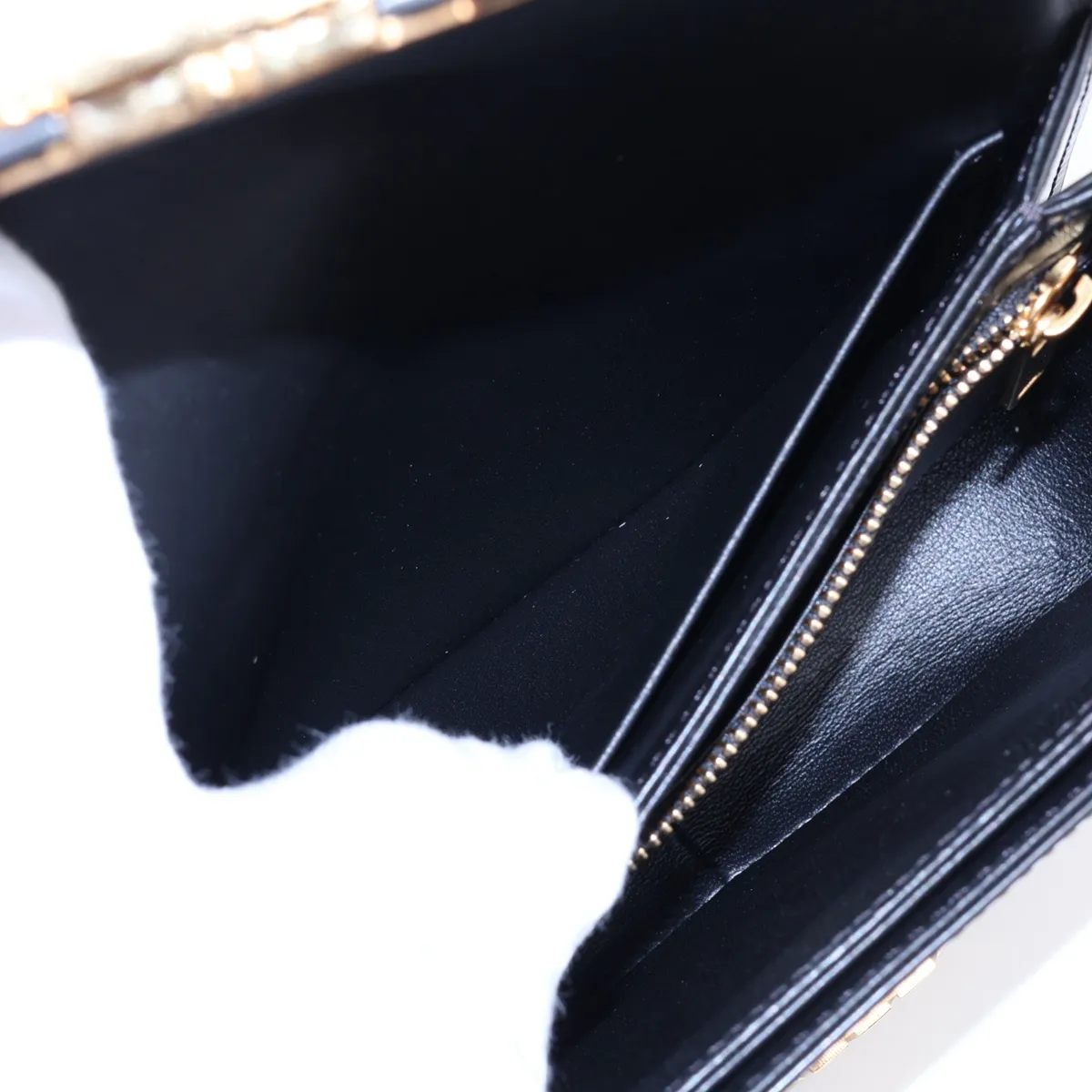 Triomphe Teen Leather Shoulder Bag, Black — view 10