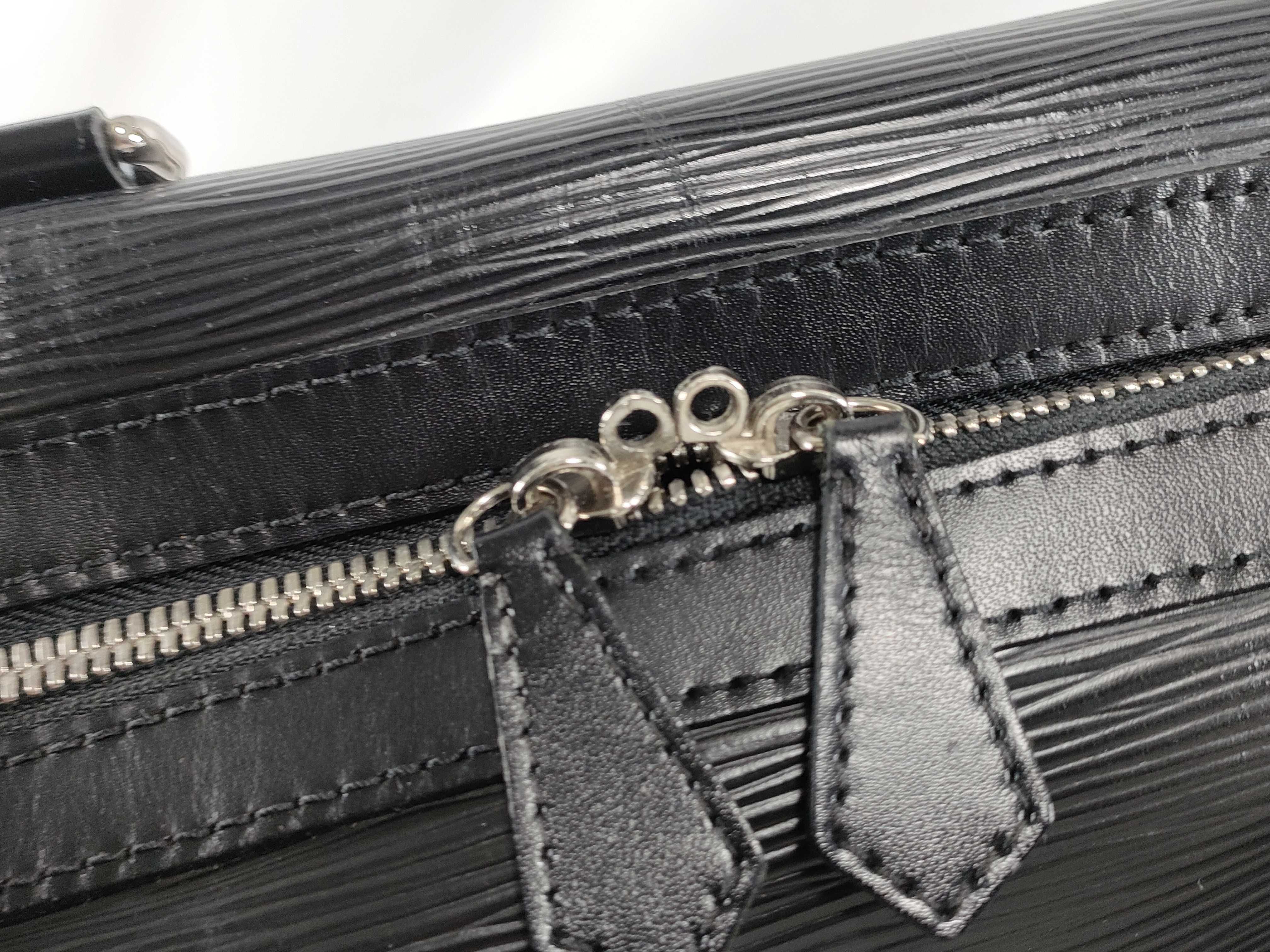 Epi Bourget Business Bag Boston Bag Black Serial Business Bag — view 15