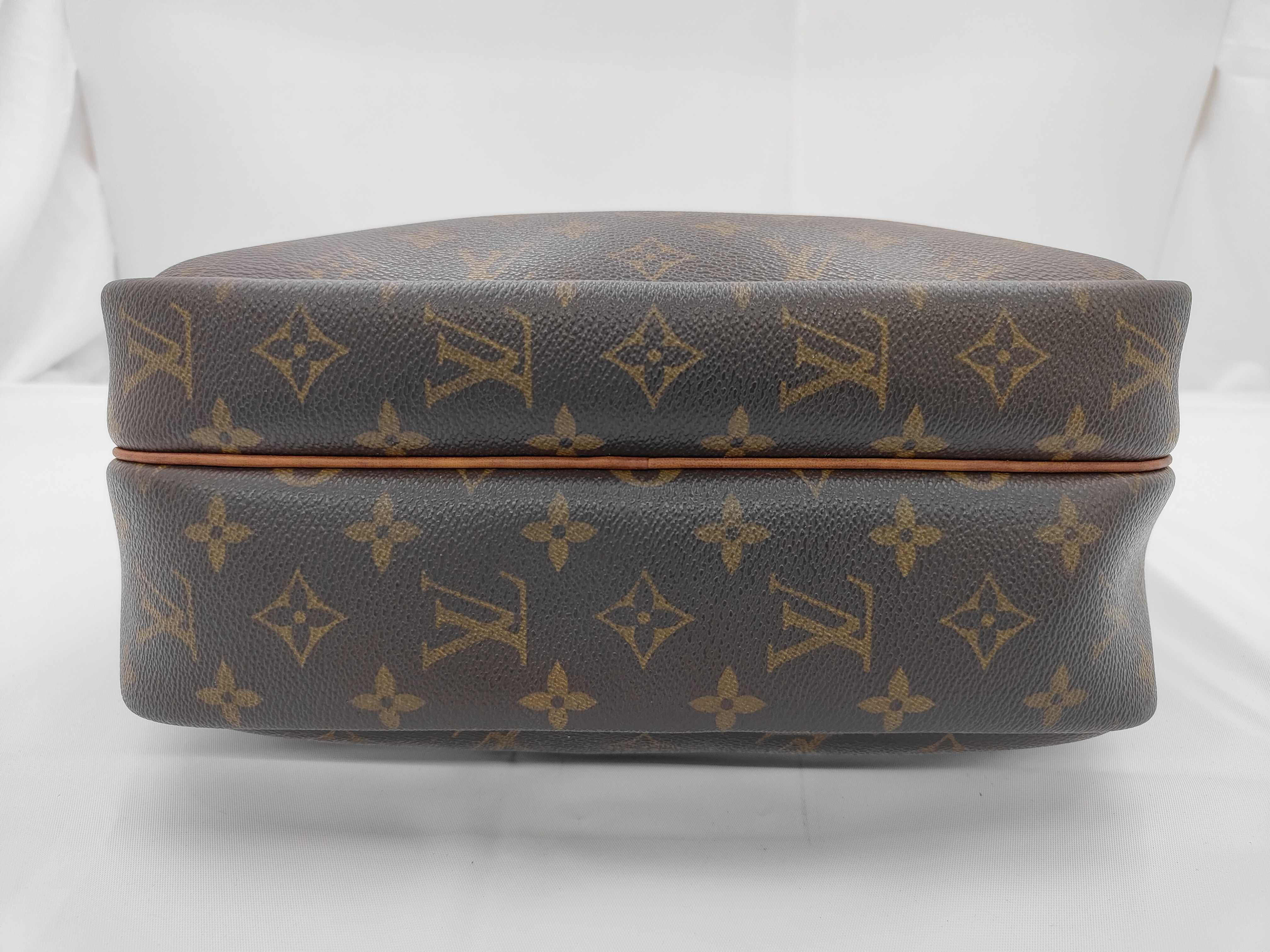 Monogram Louis Vuitton Bag Shoulder Bag — view 5