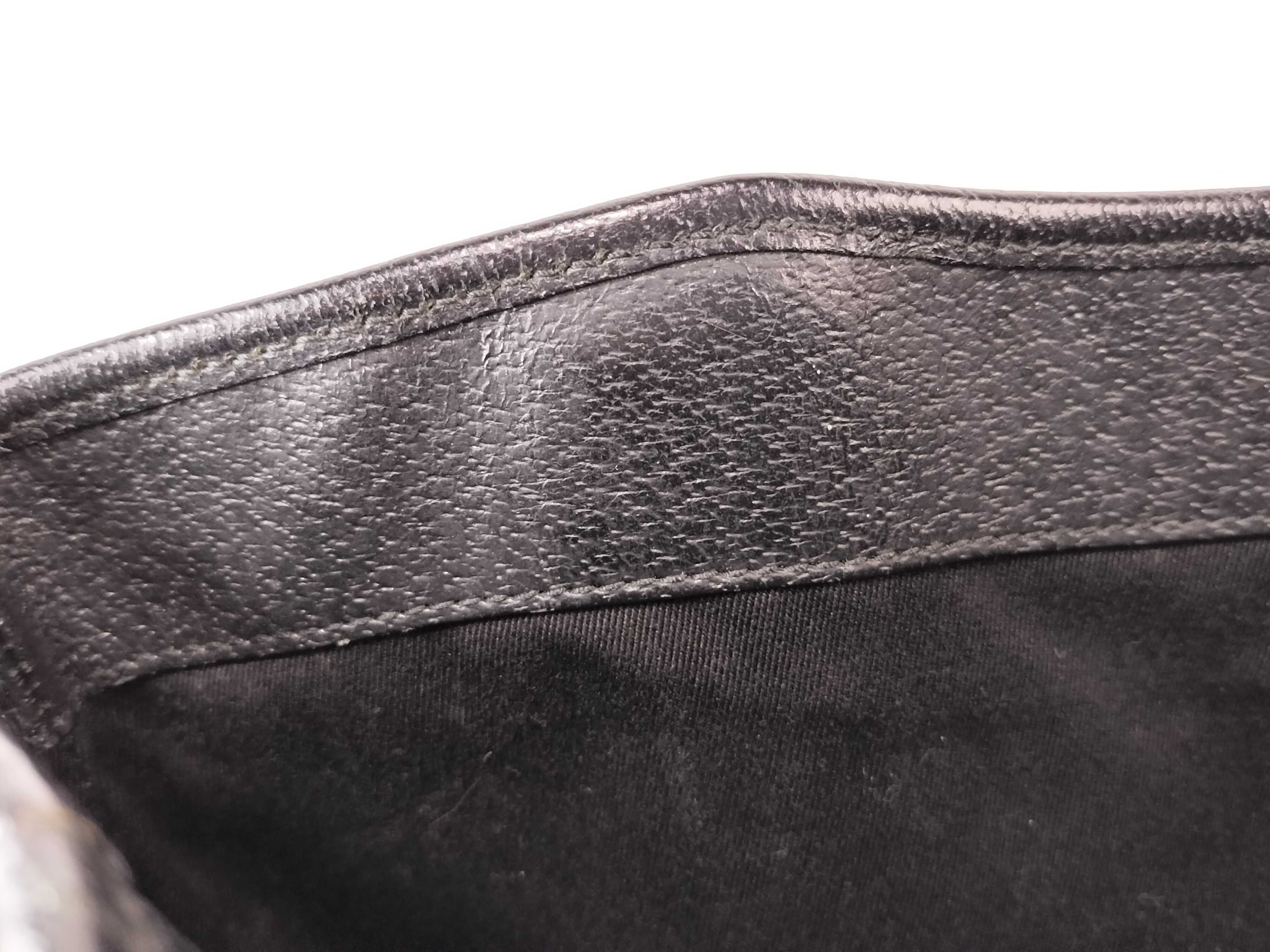 GG Canvas Gucci Handbag — view 14