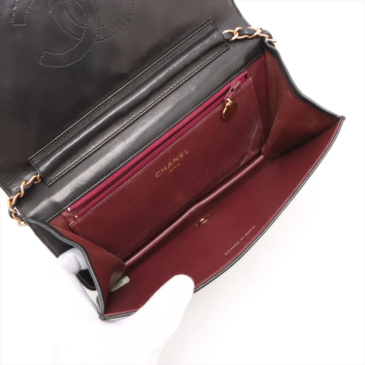 Matelasse Lambskin Chain Shoulder Bag Push Lock Black Gold Hardware 5661960 5th Series — view 6