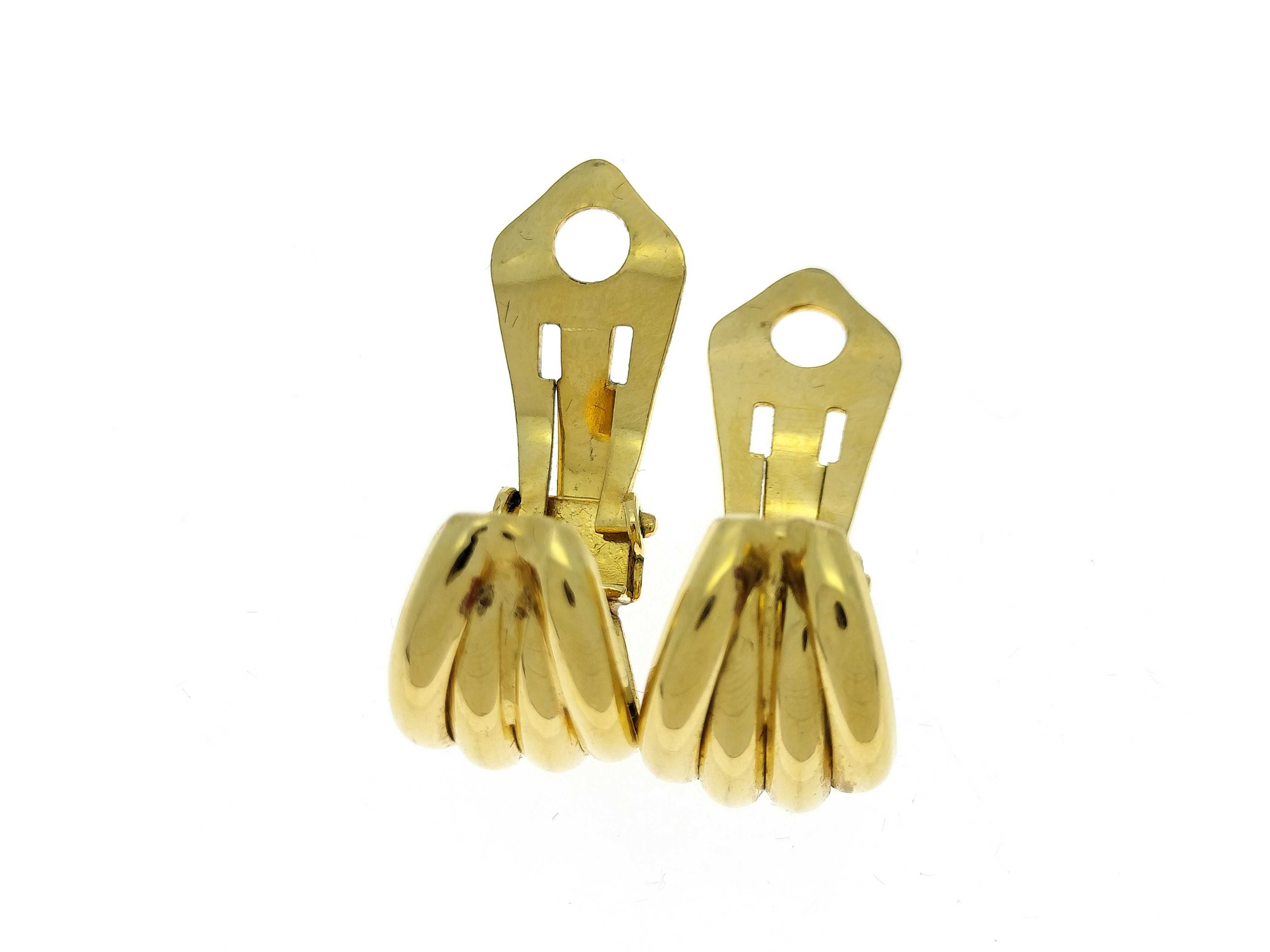 earrings — view 6
