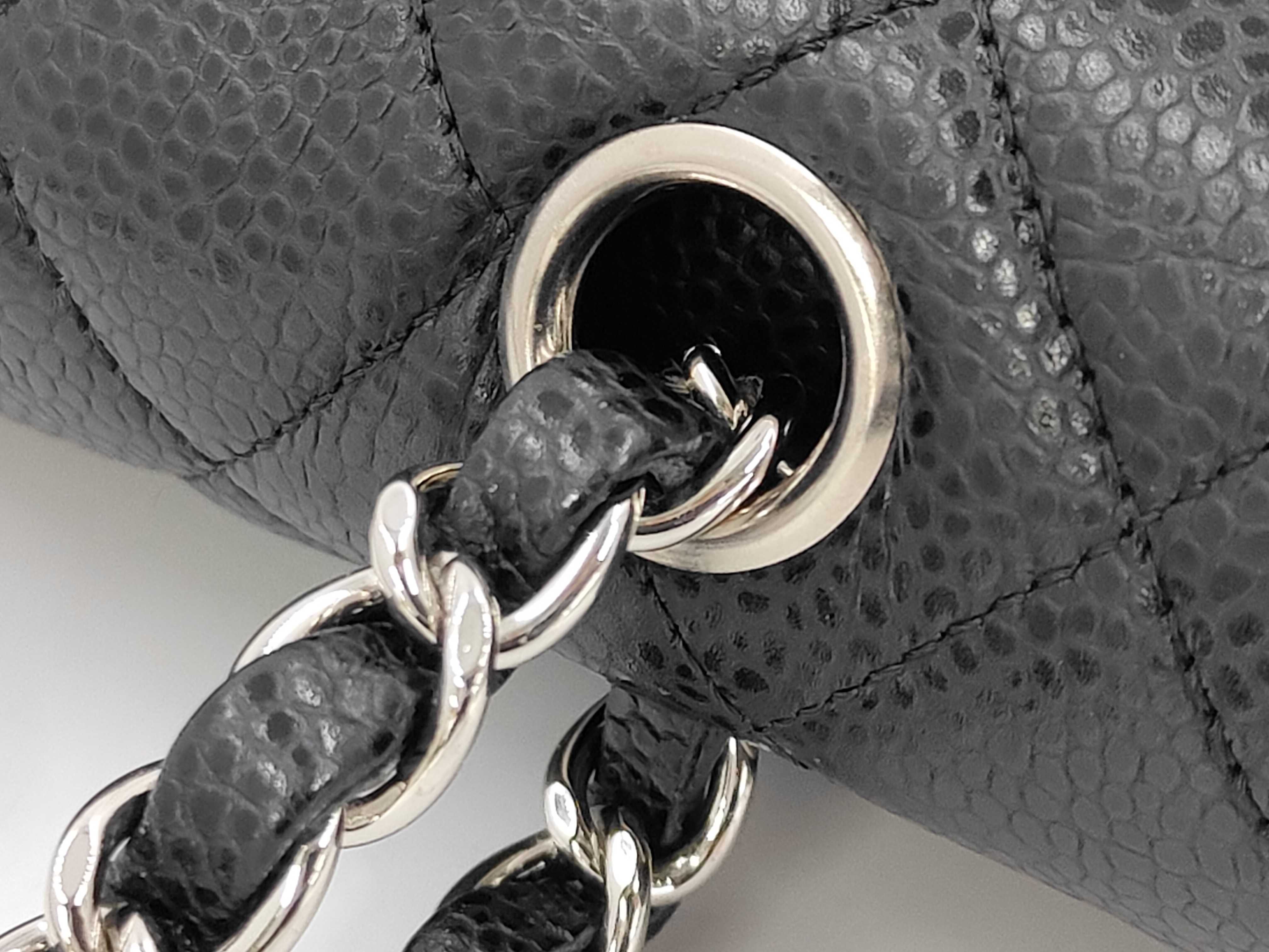 Matelassé 25 Double Flap Double Chain Caviar Shoulder Bag — view 5