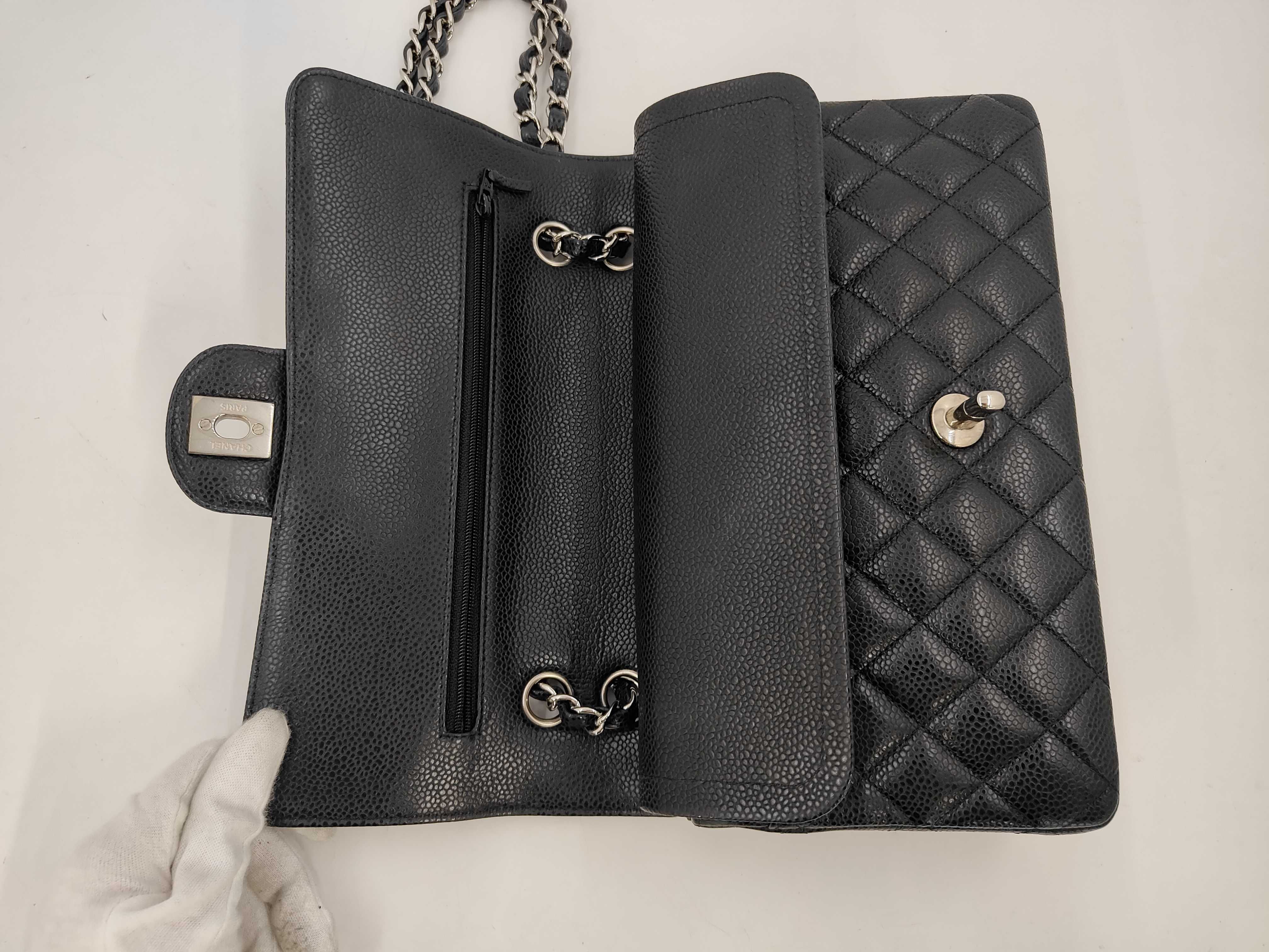 Matelassé 25 Double Flap Double Chain Caviar Shoulder Bag — view 8
