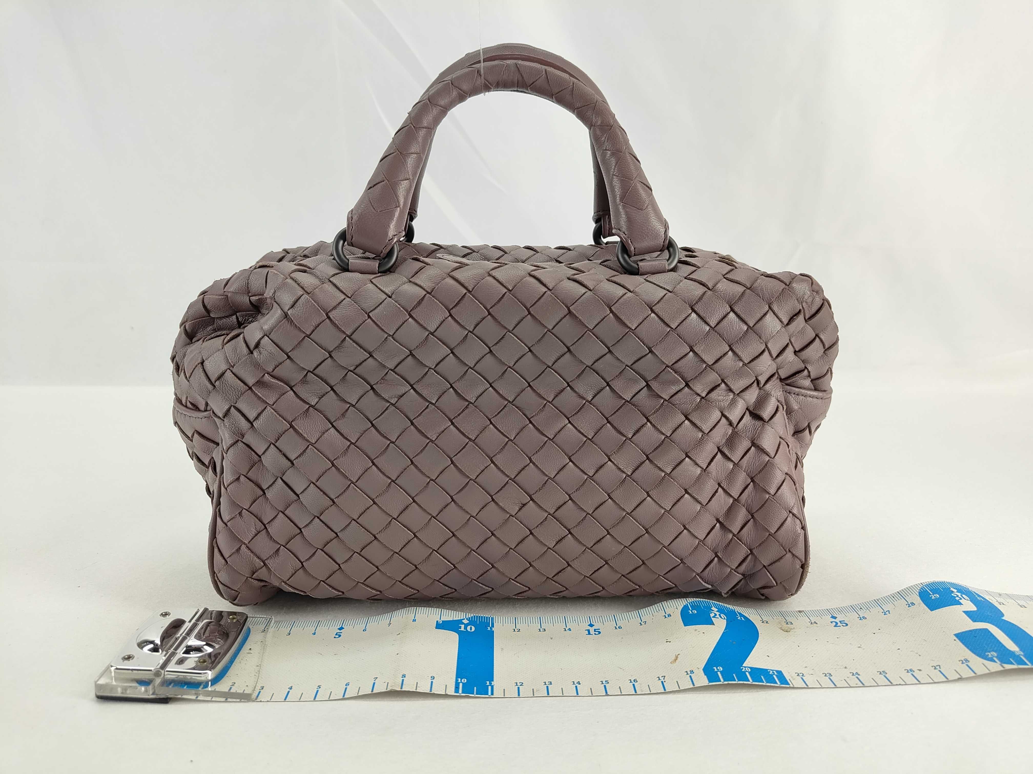 Intrecciato Convertible Boston Bag Leather Purple Sling Bag — view 2