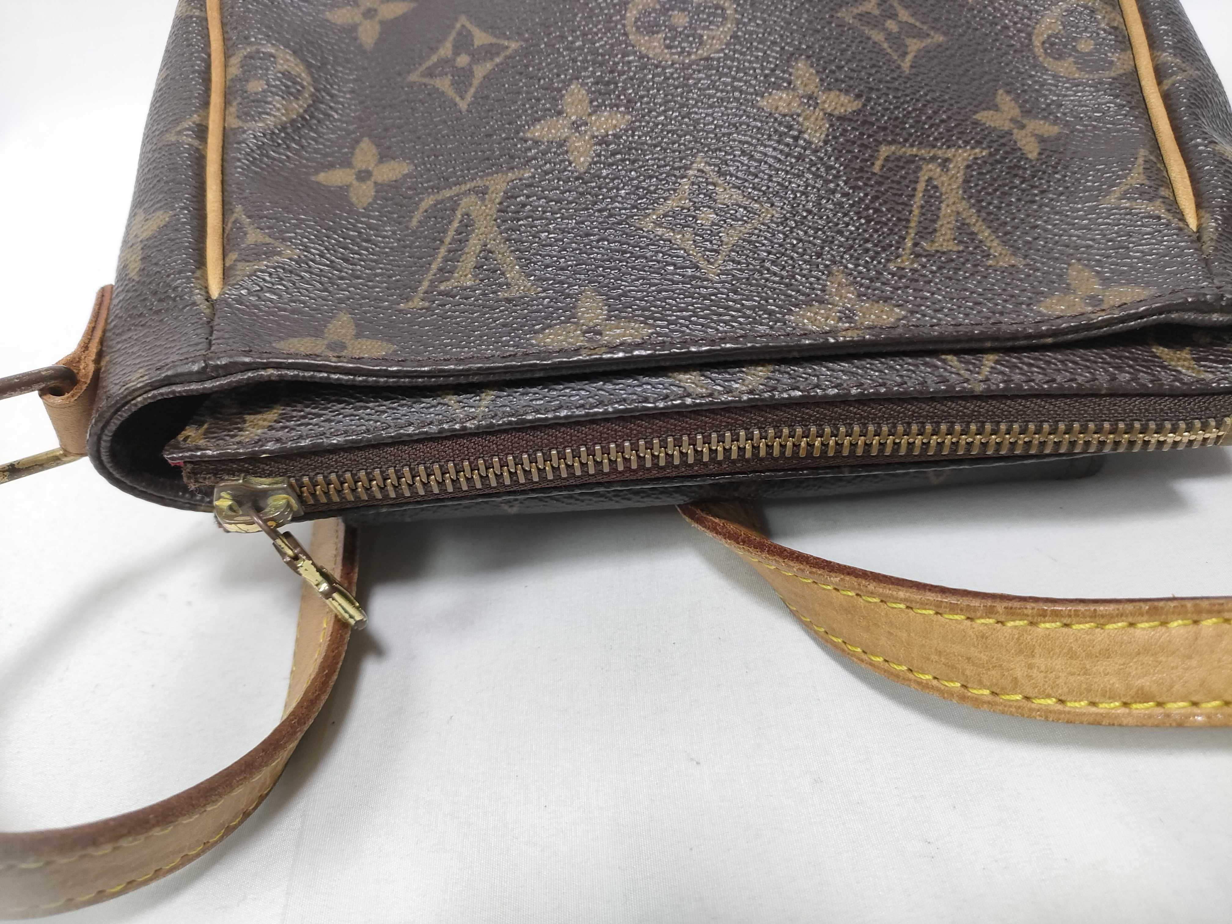 Monogram Louis Vuitton Monogram Viva Cite PM M51165 Shoulder Bag — view 11