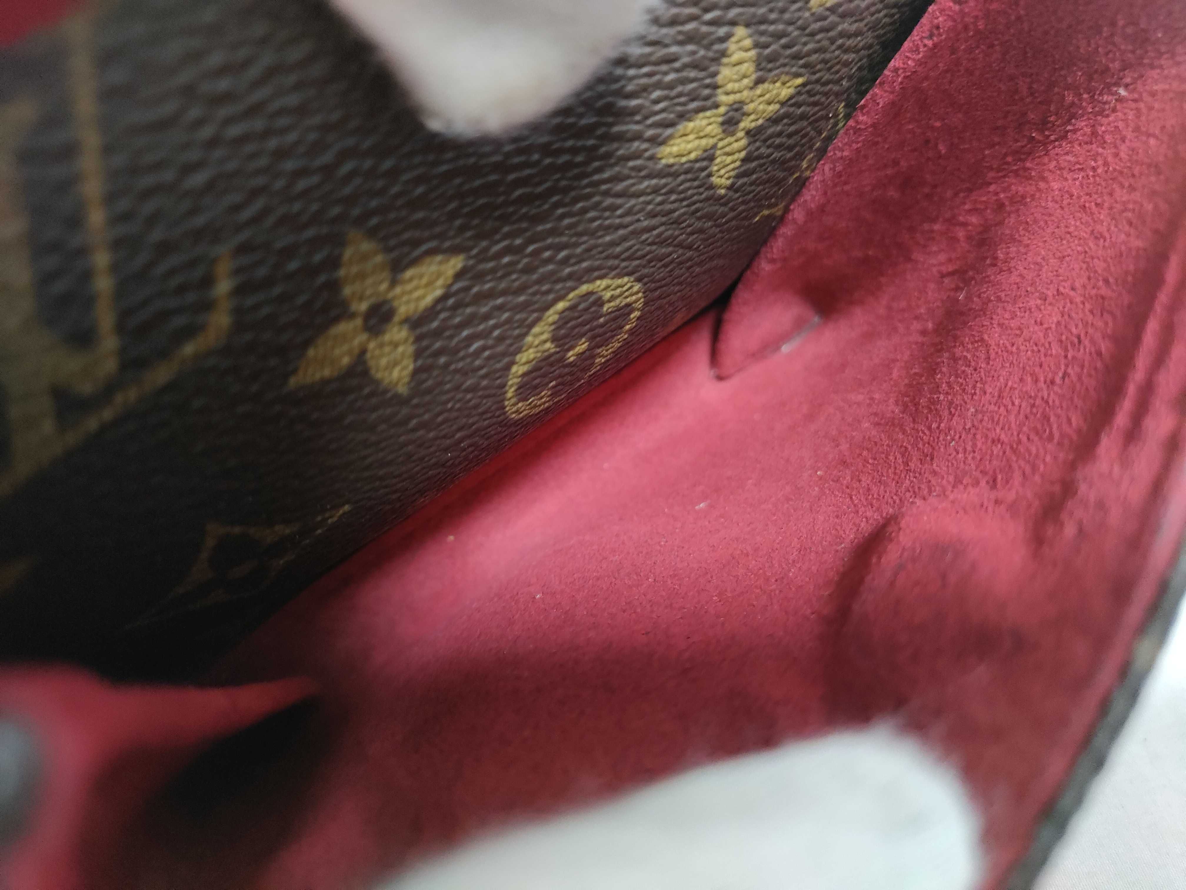 Monogram Louis Vuitton Monogram Viva Cite PM M51165 Shoulder Bag — view 15