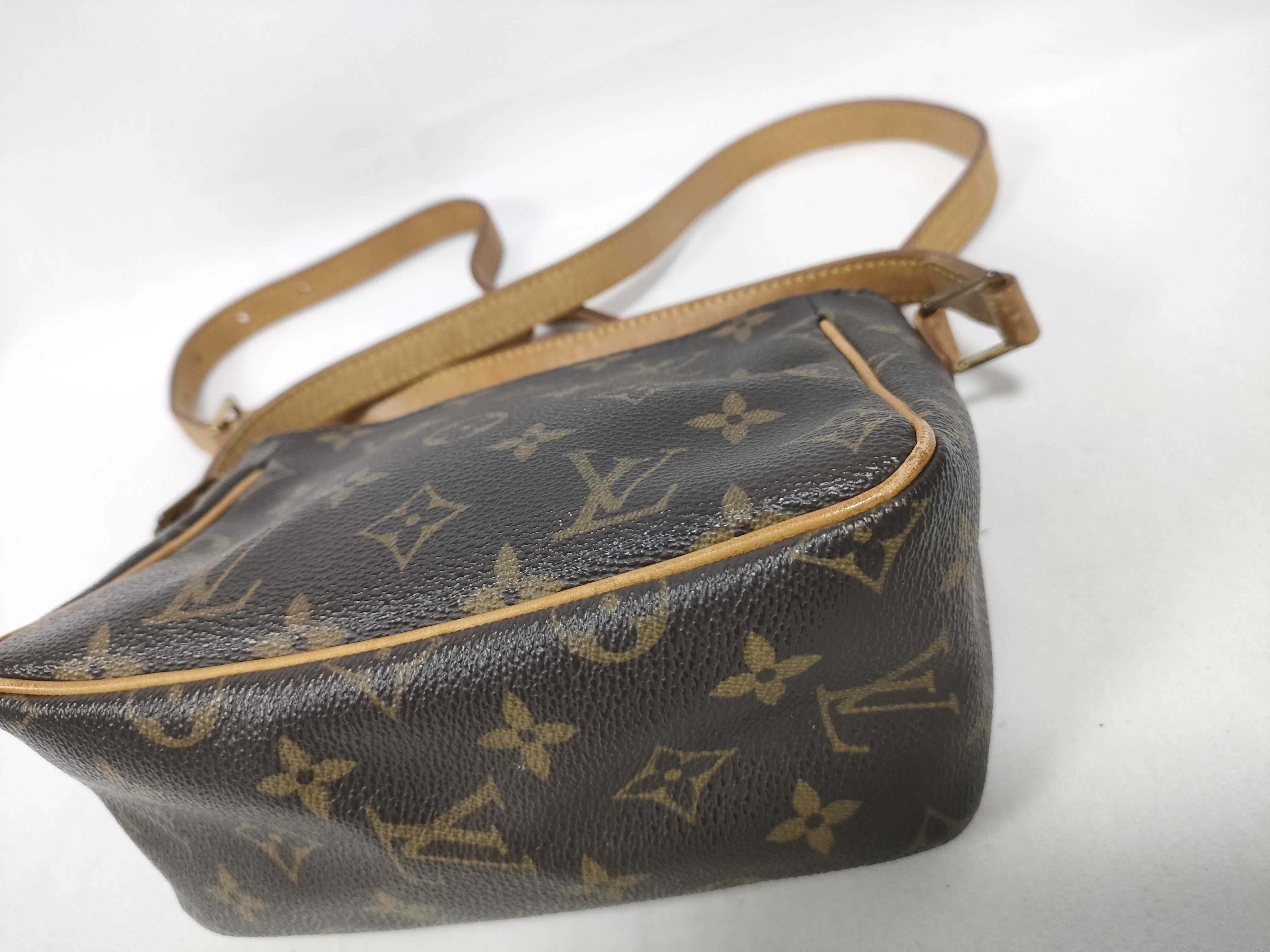 Monogram Louis Vuitton Monogram Viva Cite PM M51165 Shoulder Bag — view 4