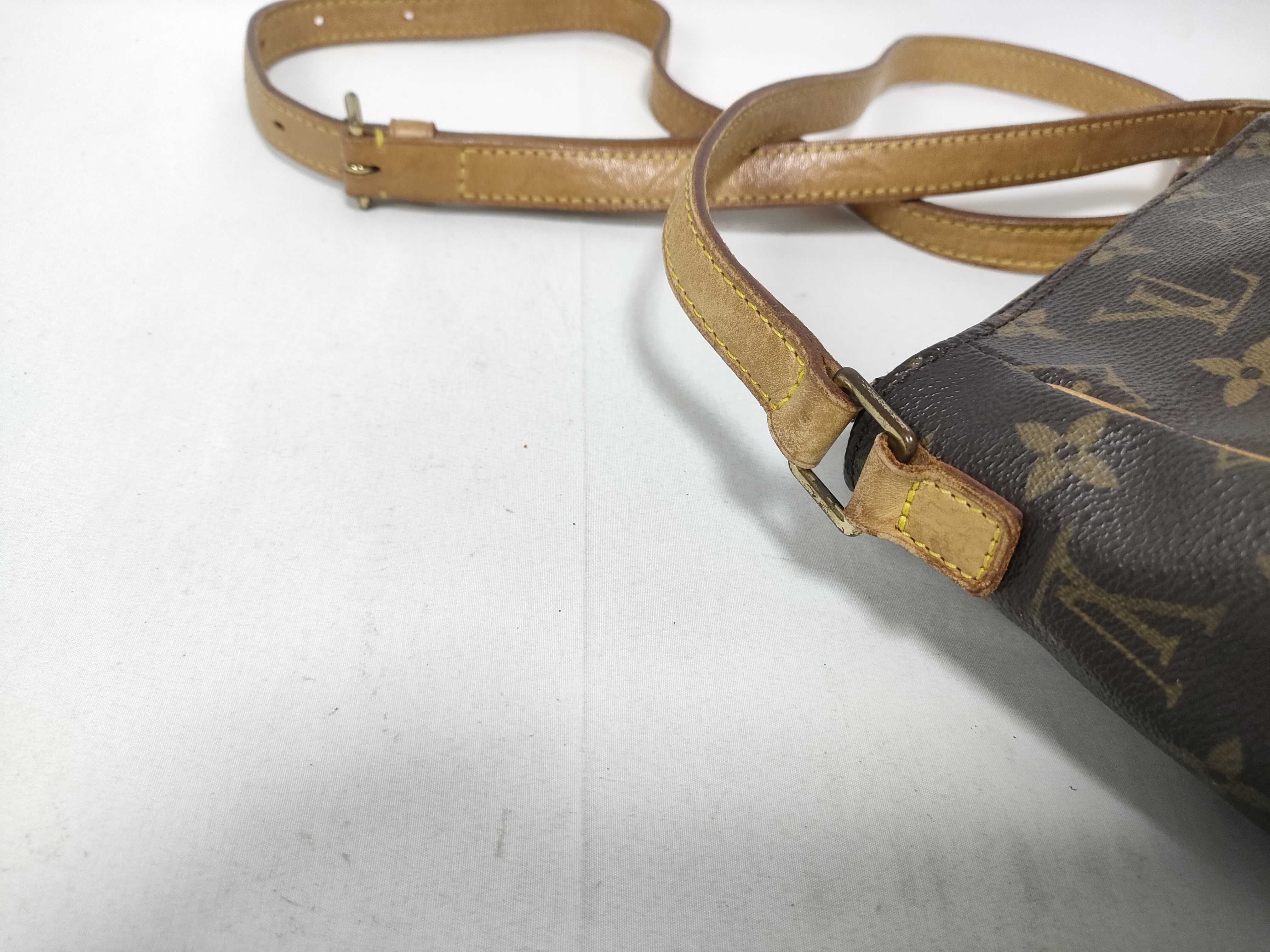 Monogram Louis Vuitton Monogram Viva Cite PM M51165 Shoulder Bag — view 6