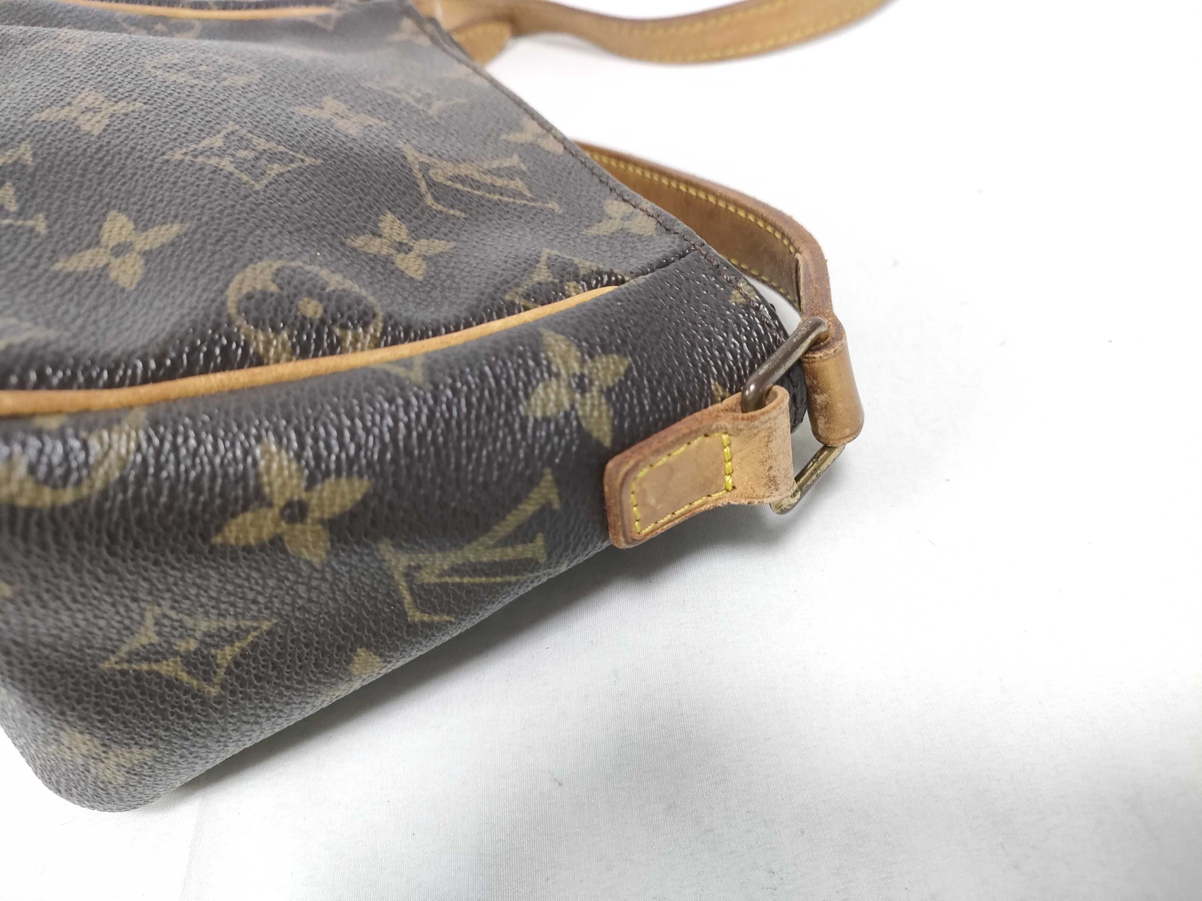 Monogram Louis Vuitton Monogram Viva Cite PM M51165 Shoulder Bag — view 7