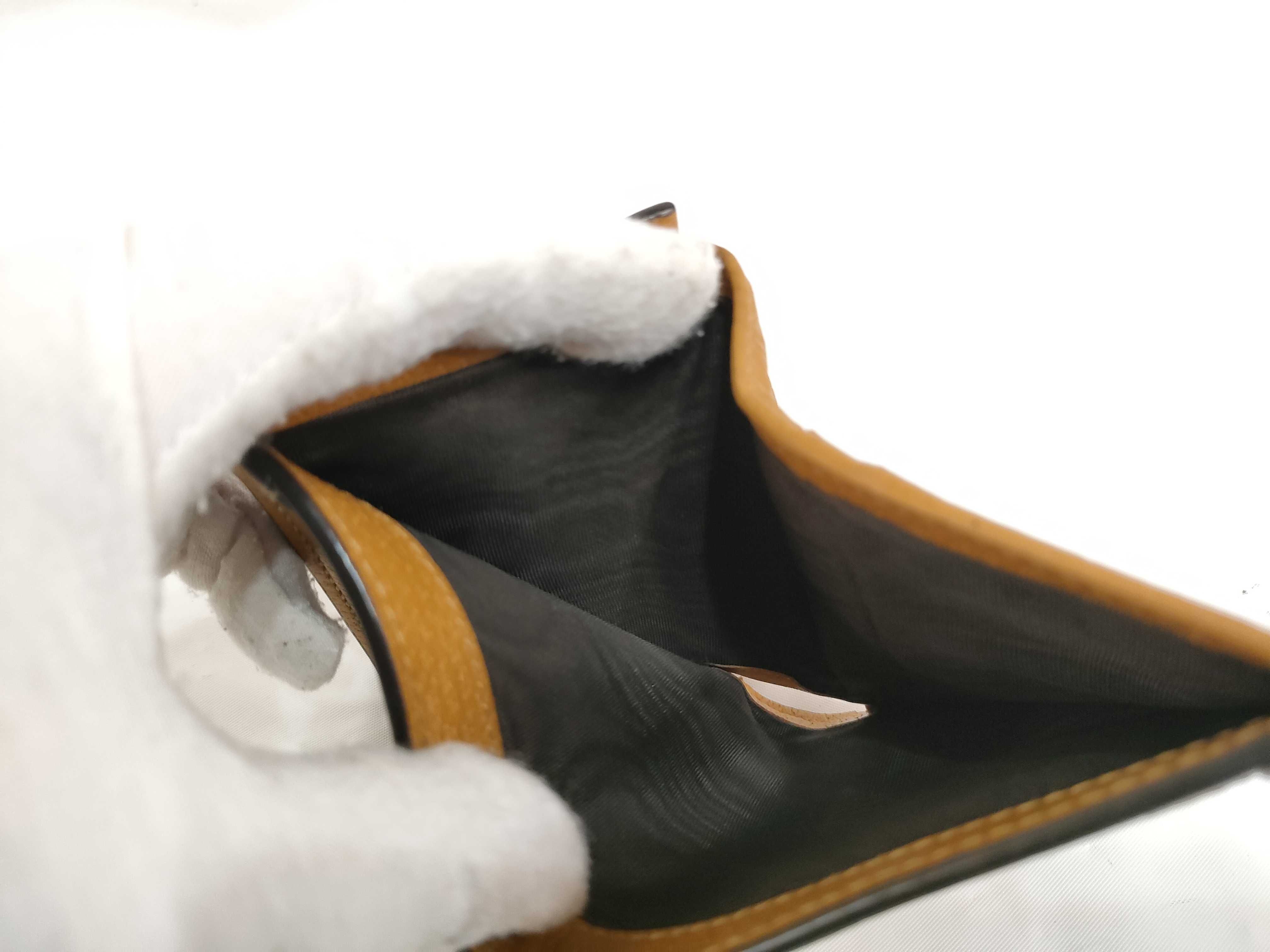 Disney Wallet — view 11
