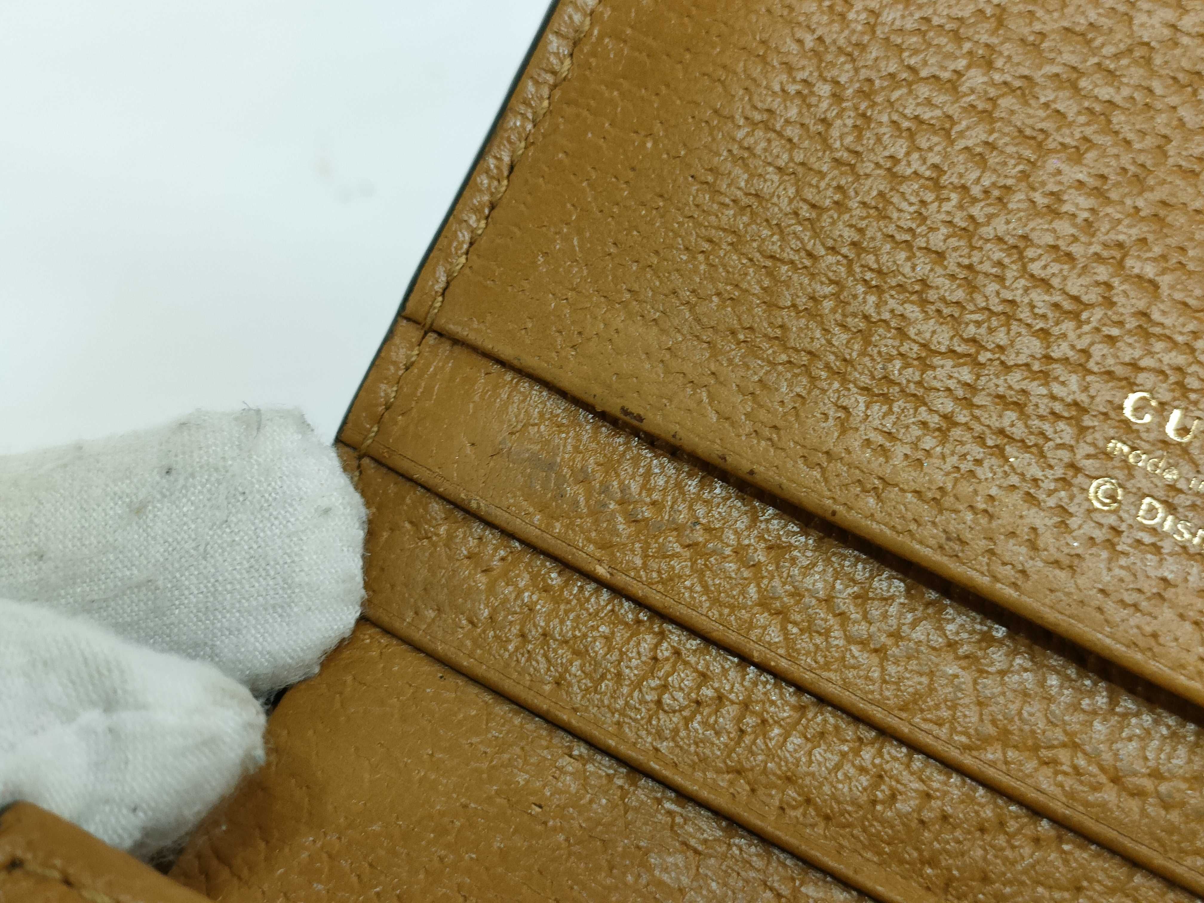 Disney Wallet — view 13