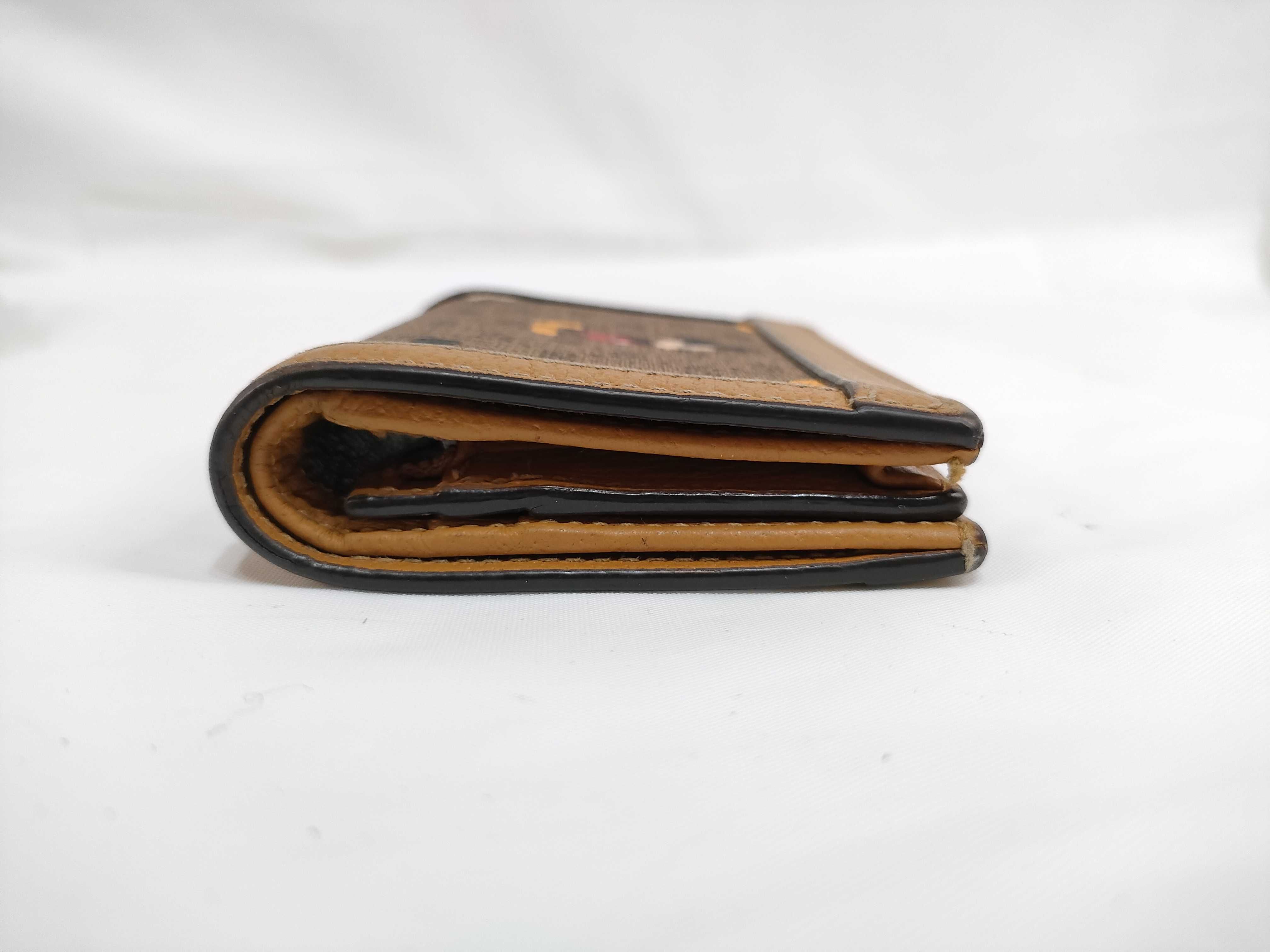 Disney Wallet — view 4