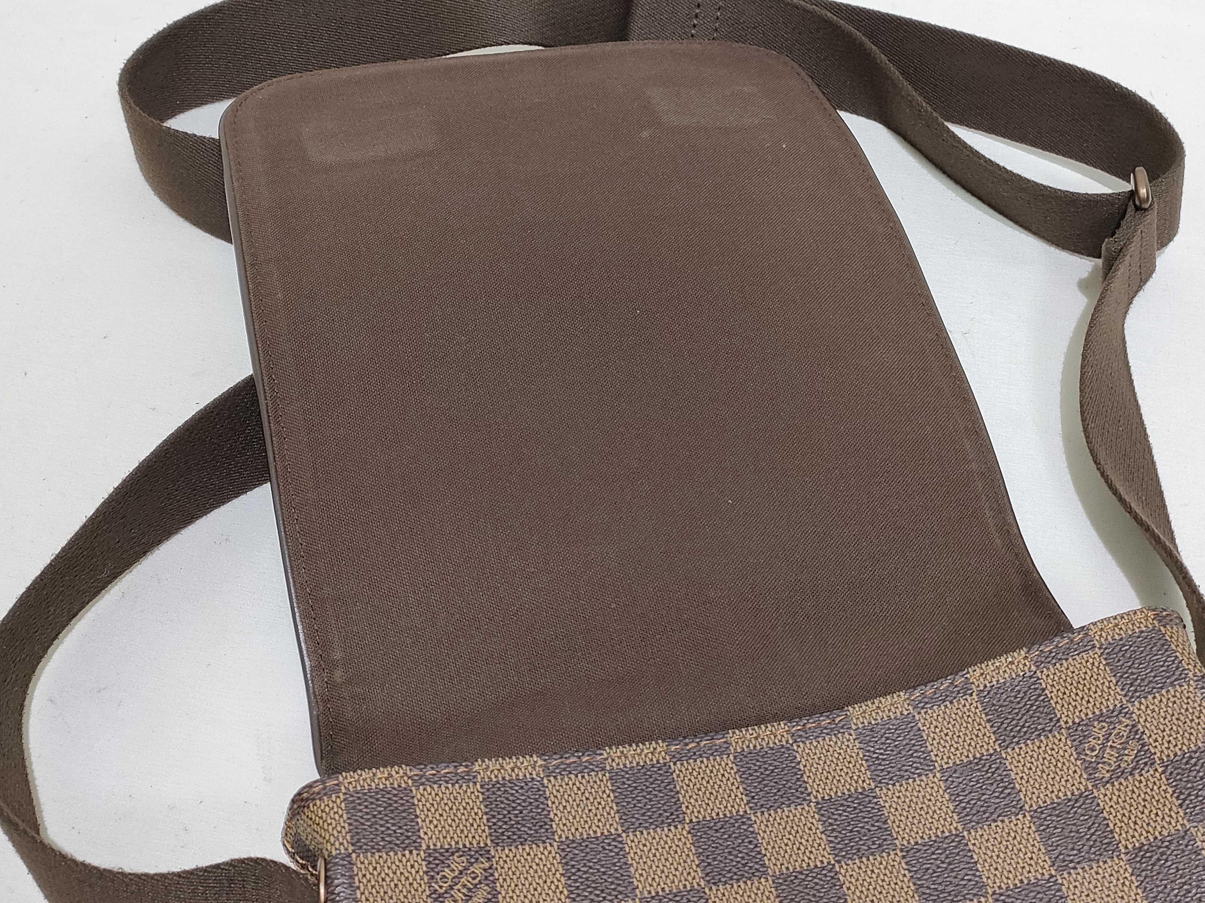 Damier Louis Vuitton Damier Shoulder Bag — view 11