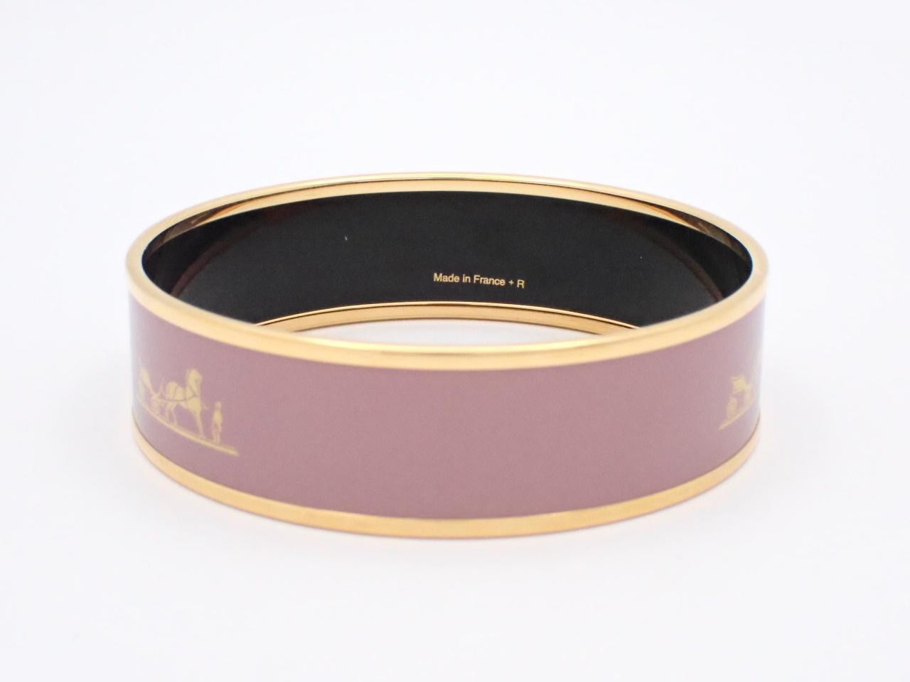 Enamel, wrist circumference approximately 20cm — view 2