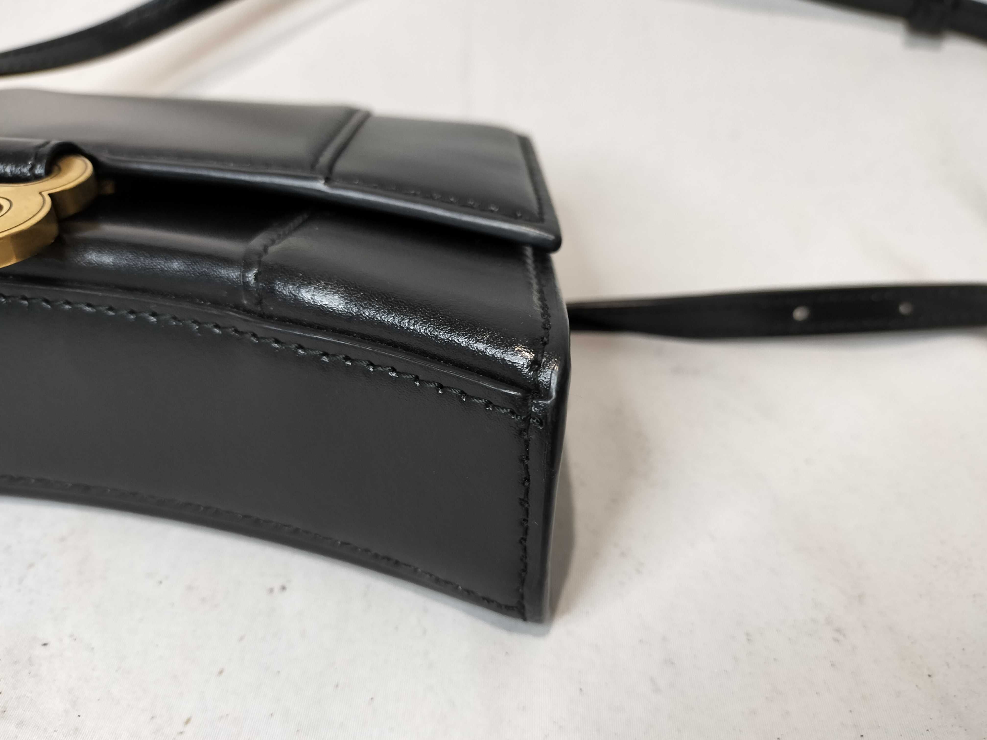 Hourglass Black Shoulder Bag — view 7