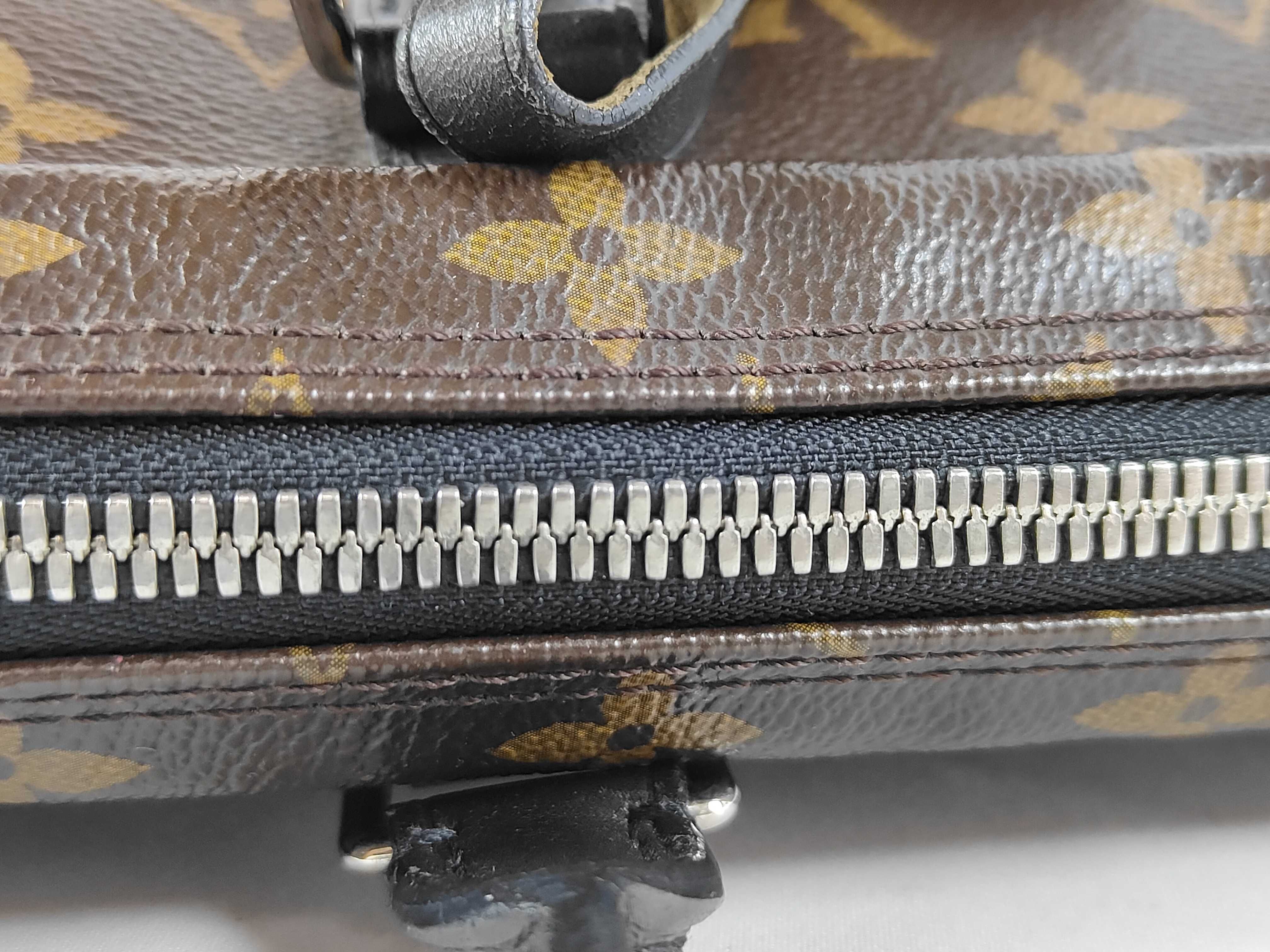 Monogram Portedocuments Voyage Business Bag — view 8