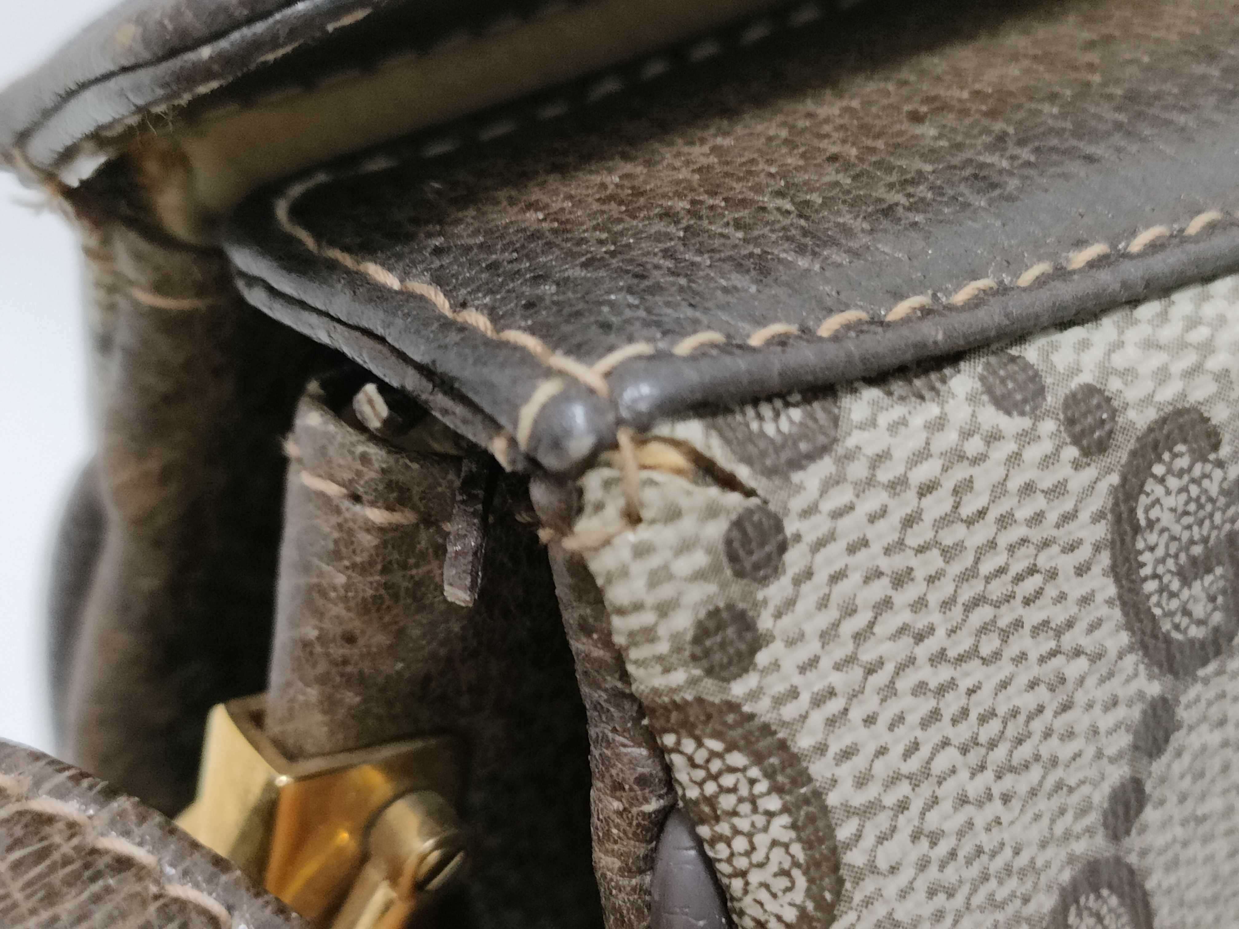 GG Supreme Gucci 72 02 024 GG Supreme Sherry Shoulder Bag PVC Leather Beige Brown Shoulder Bag — view 13