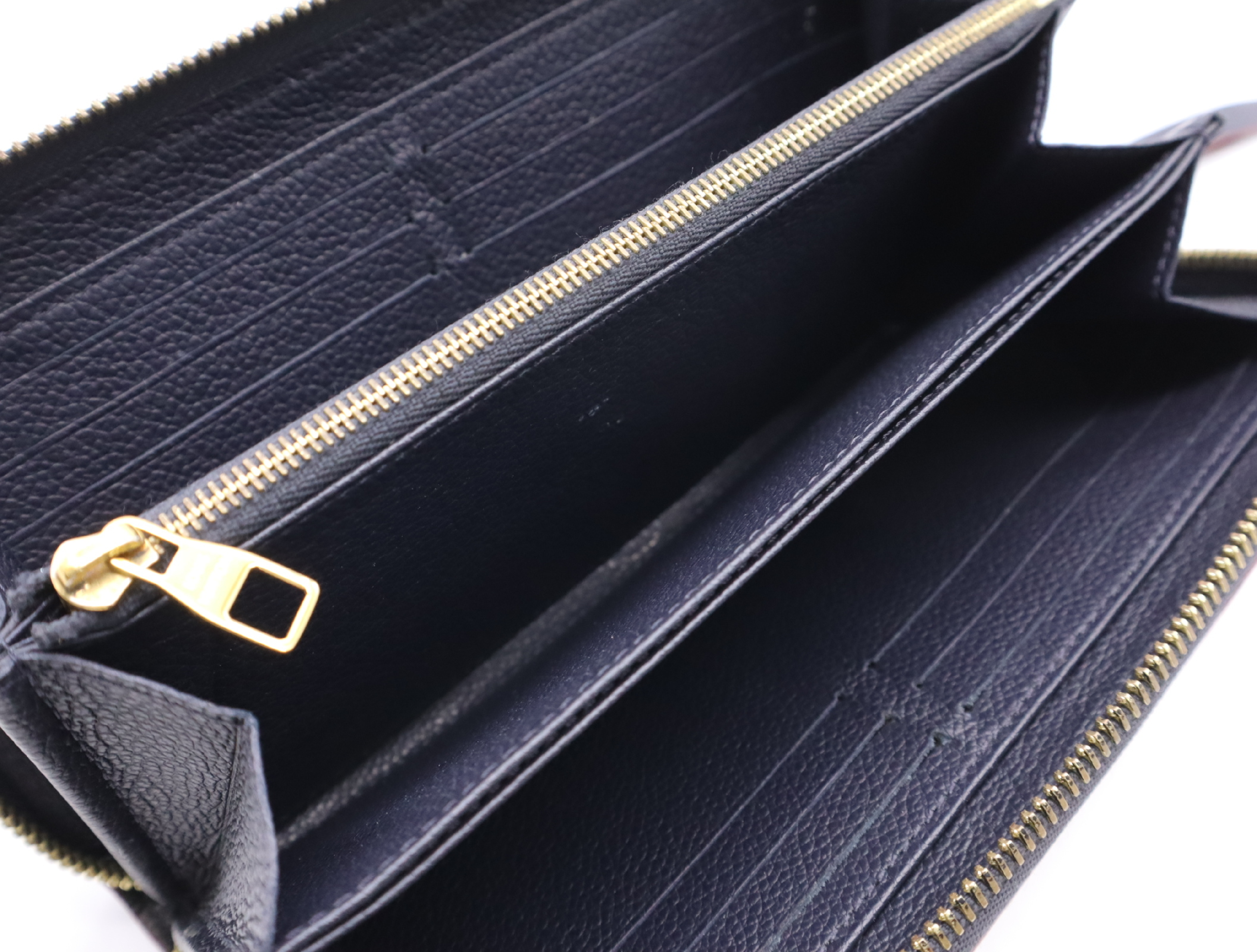 M62121 Empreinte Zippy Wallet — view 10