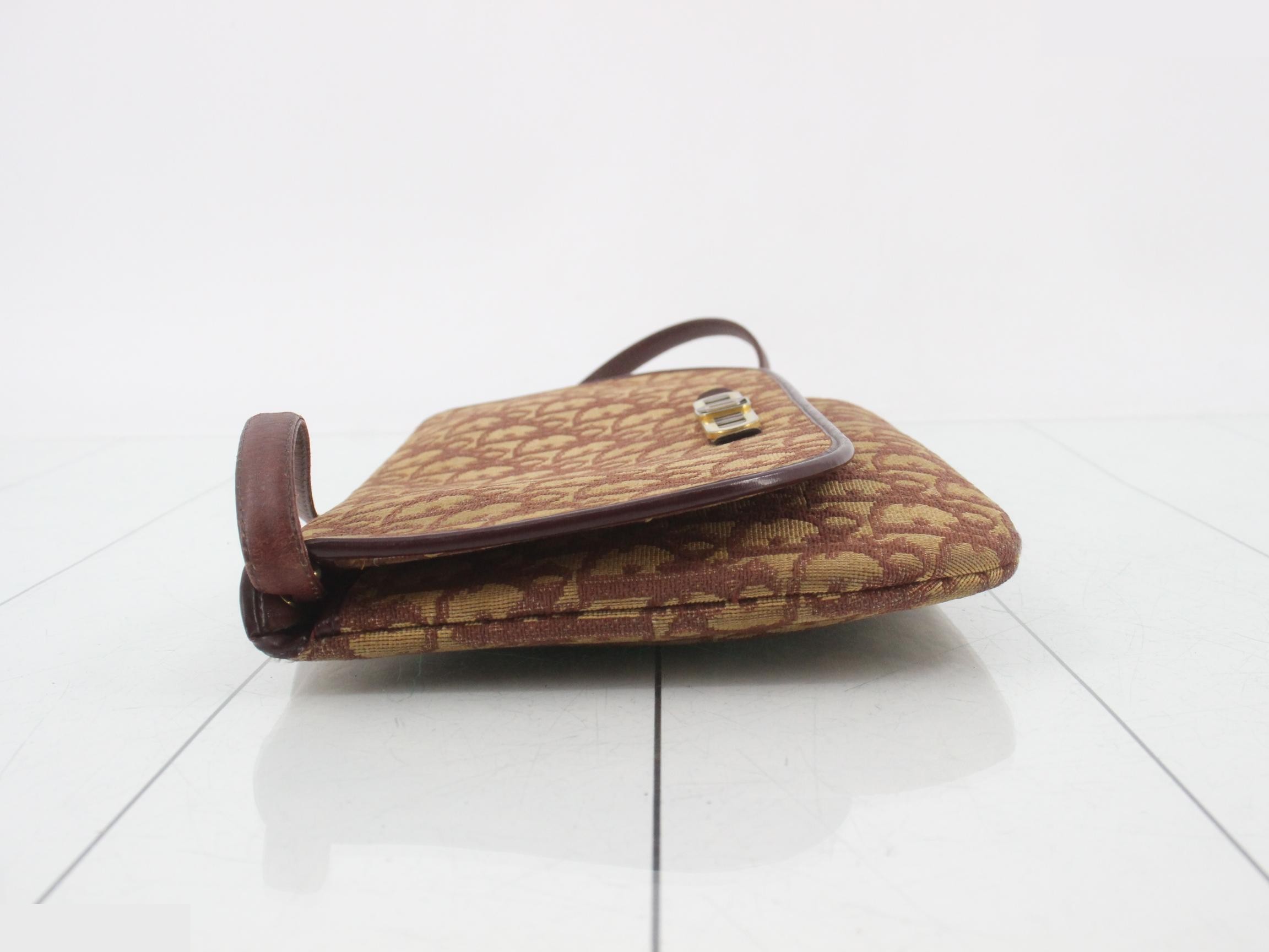 Trotter Vintage Shoulder Bag — view 4