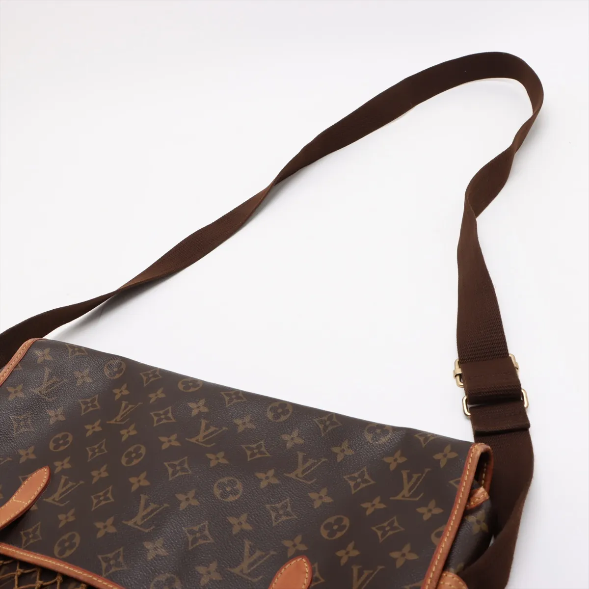 Monogram Congo MM M40116 DU2047 Brown — view 5