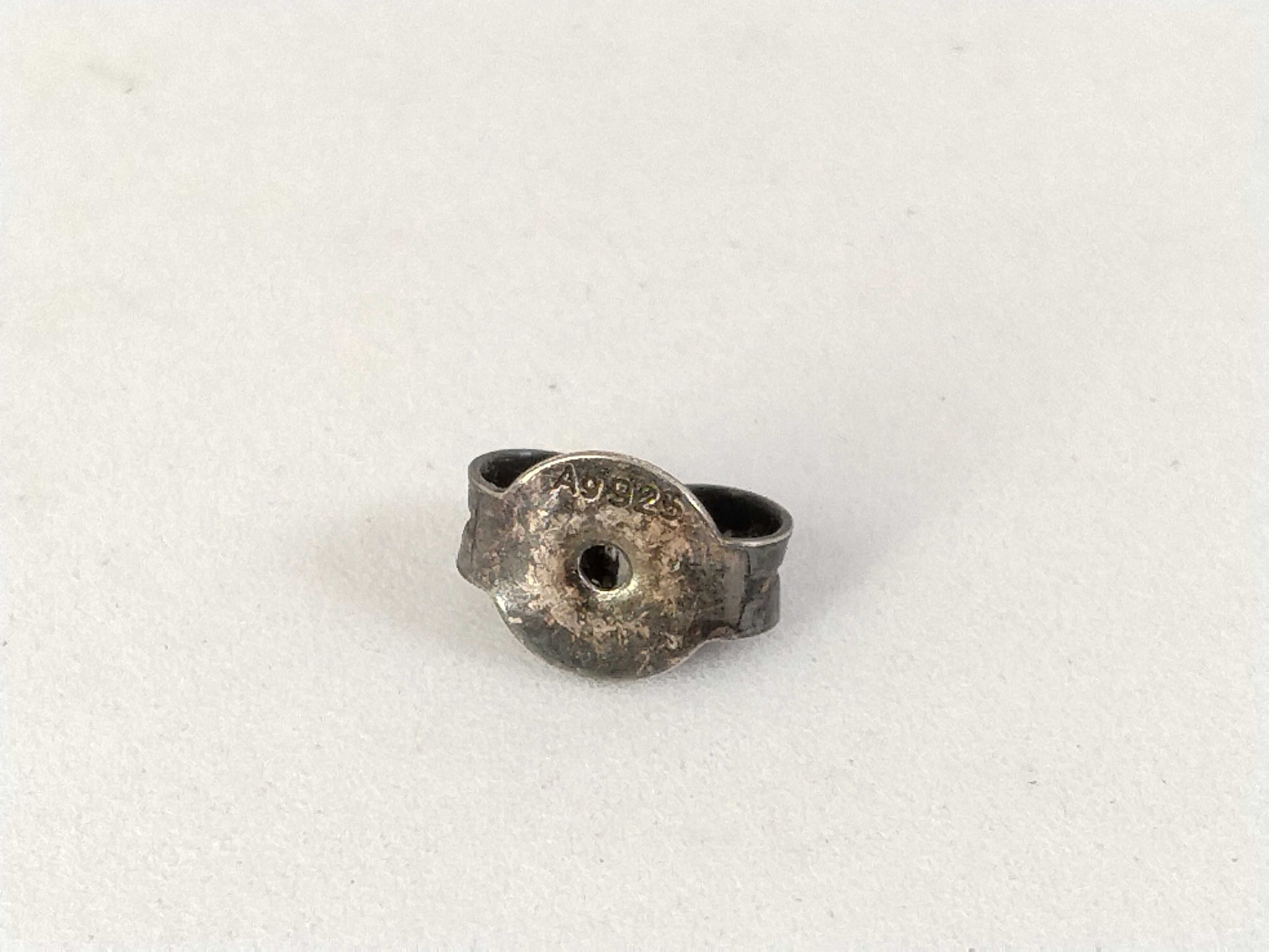 earring (single earring) — view 6