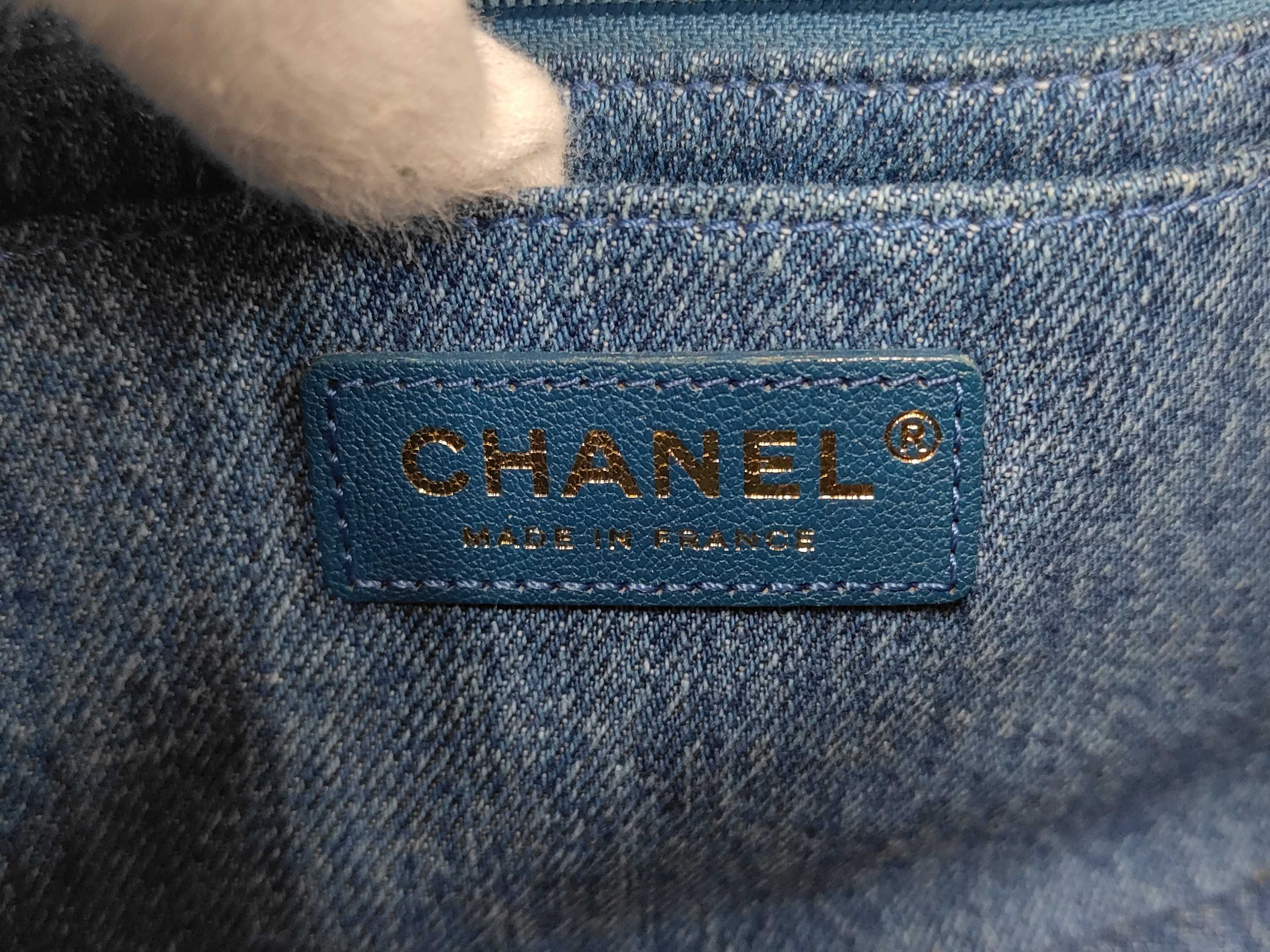 Egypt Line Chain Shoulder Denim Shearling Shoulder Bag — view 9