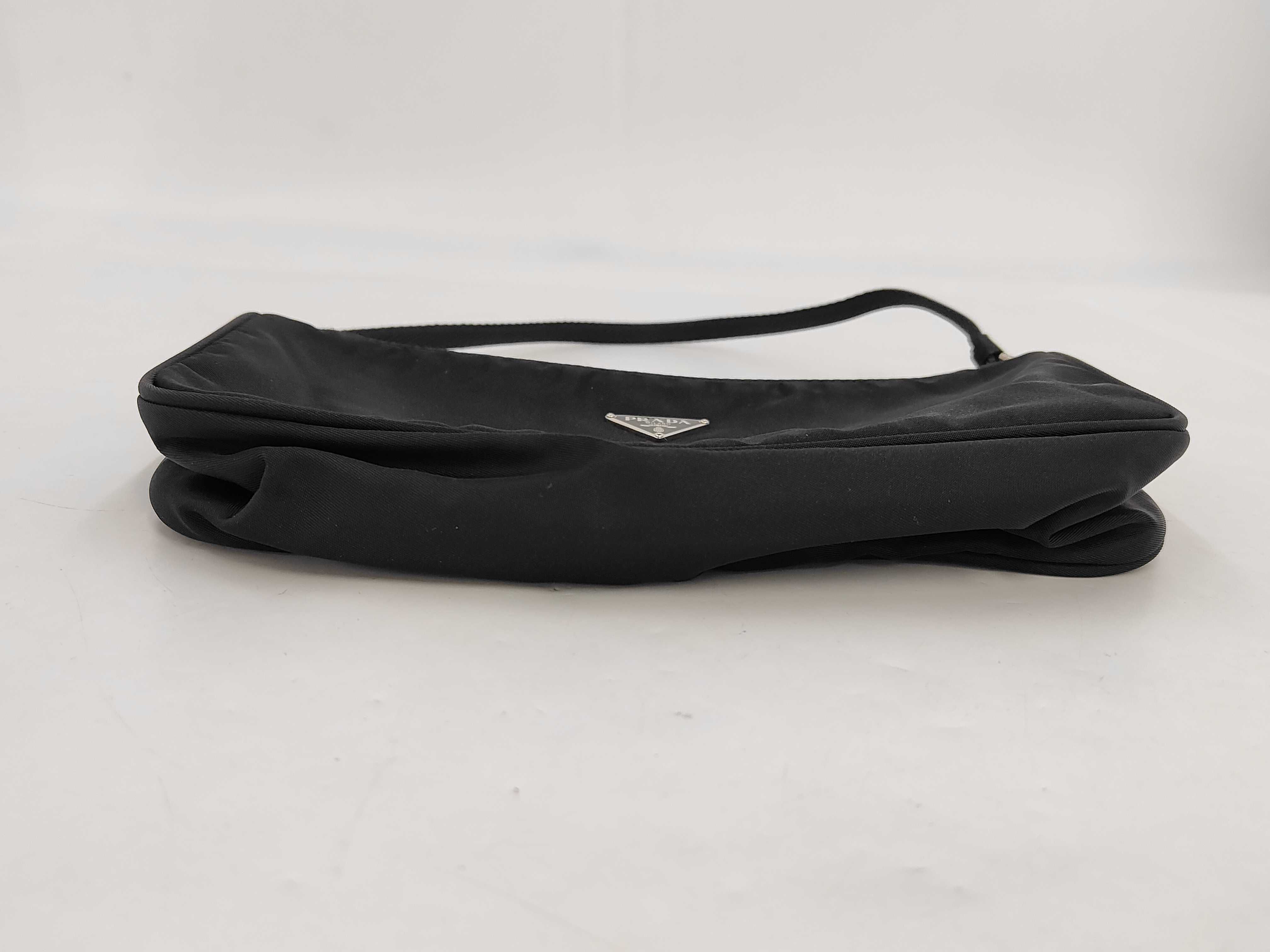 Triangle Plate Mini Handbag Black Handbag — view 7