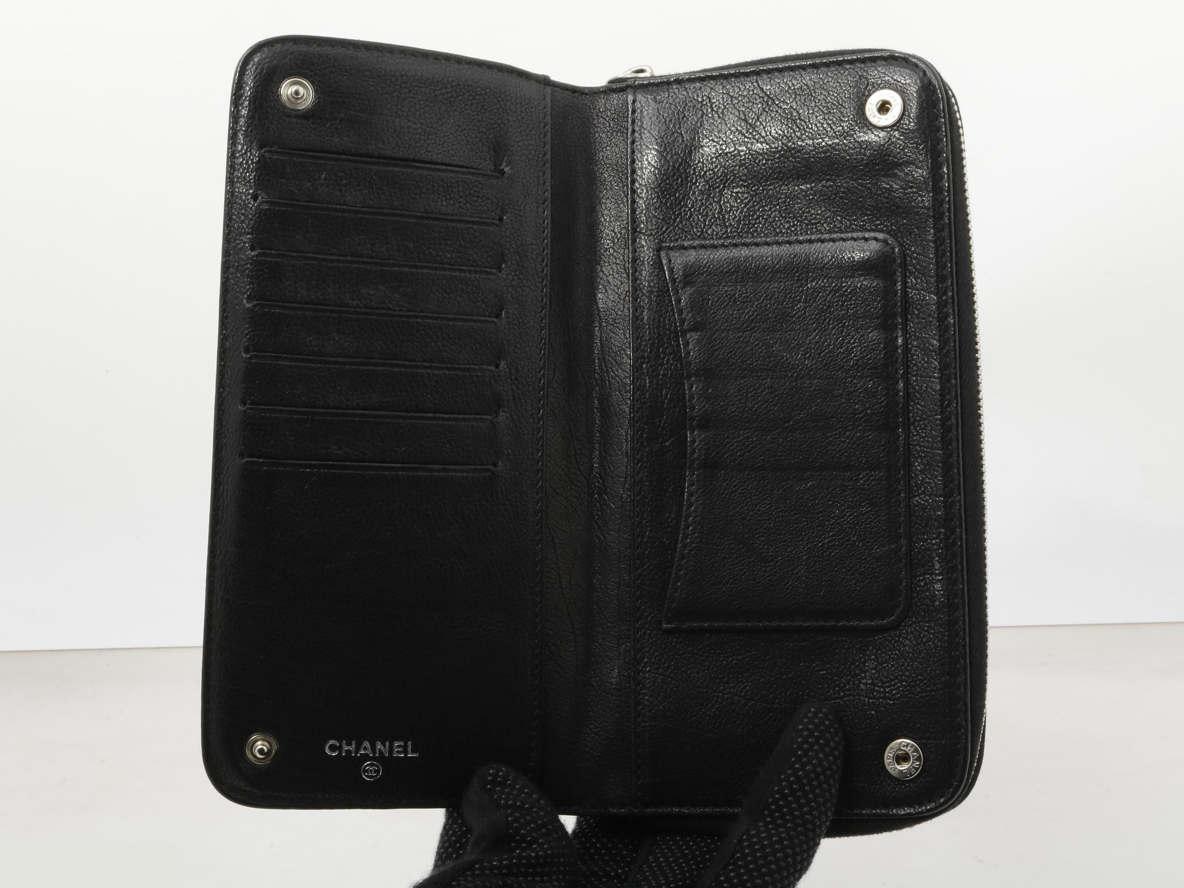 Coco Mark Coco Charm Land Zip Wallet — view 4