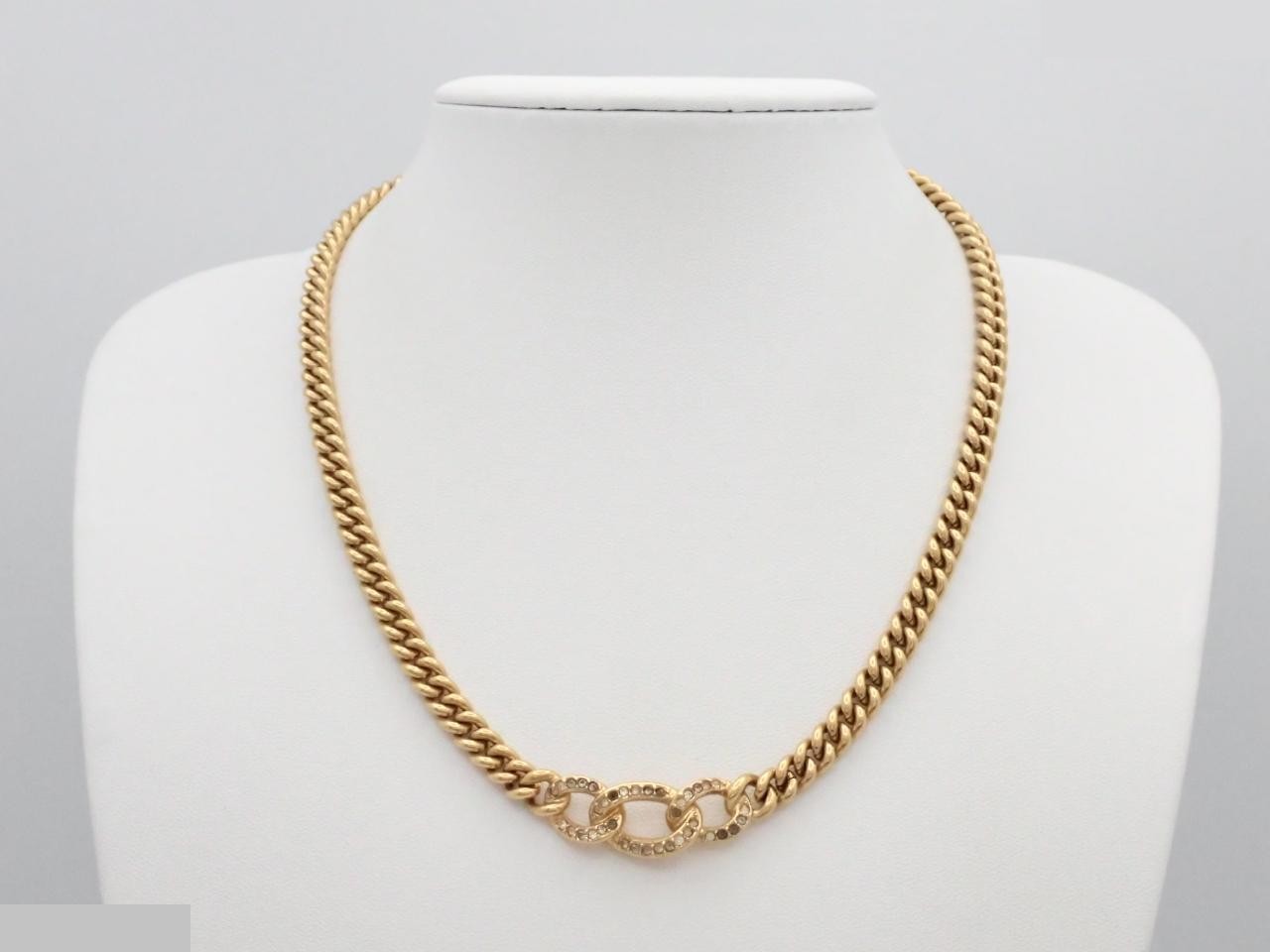 Other lines: Precious metal necklaces and pendants, total length approximately 45 cm. — view 3