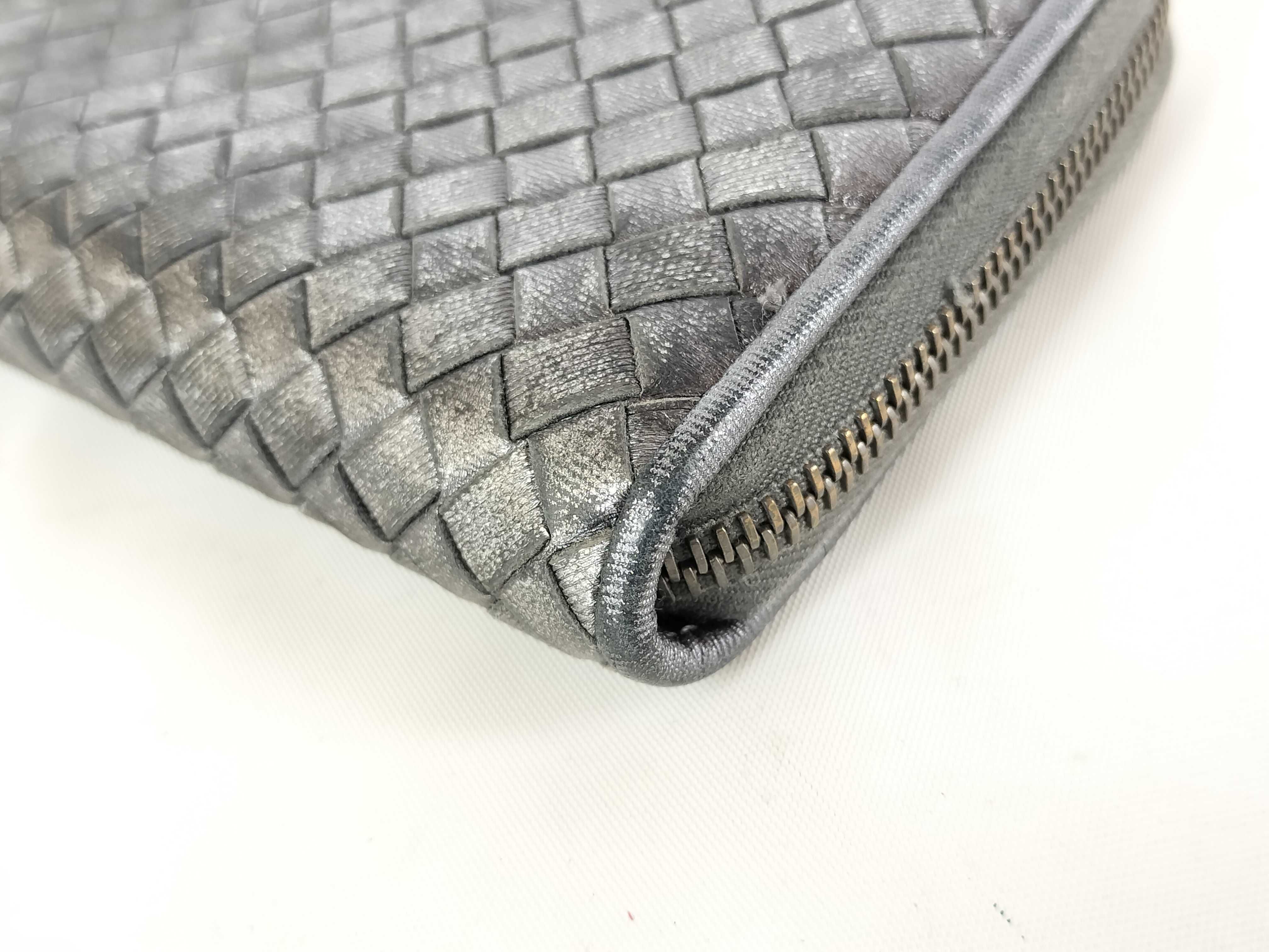 Intrecciato Round Zip Long Wallet — view 2