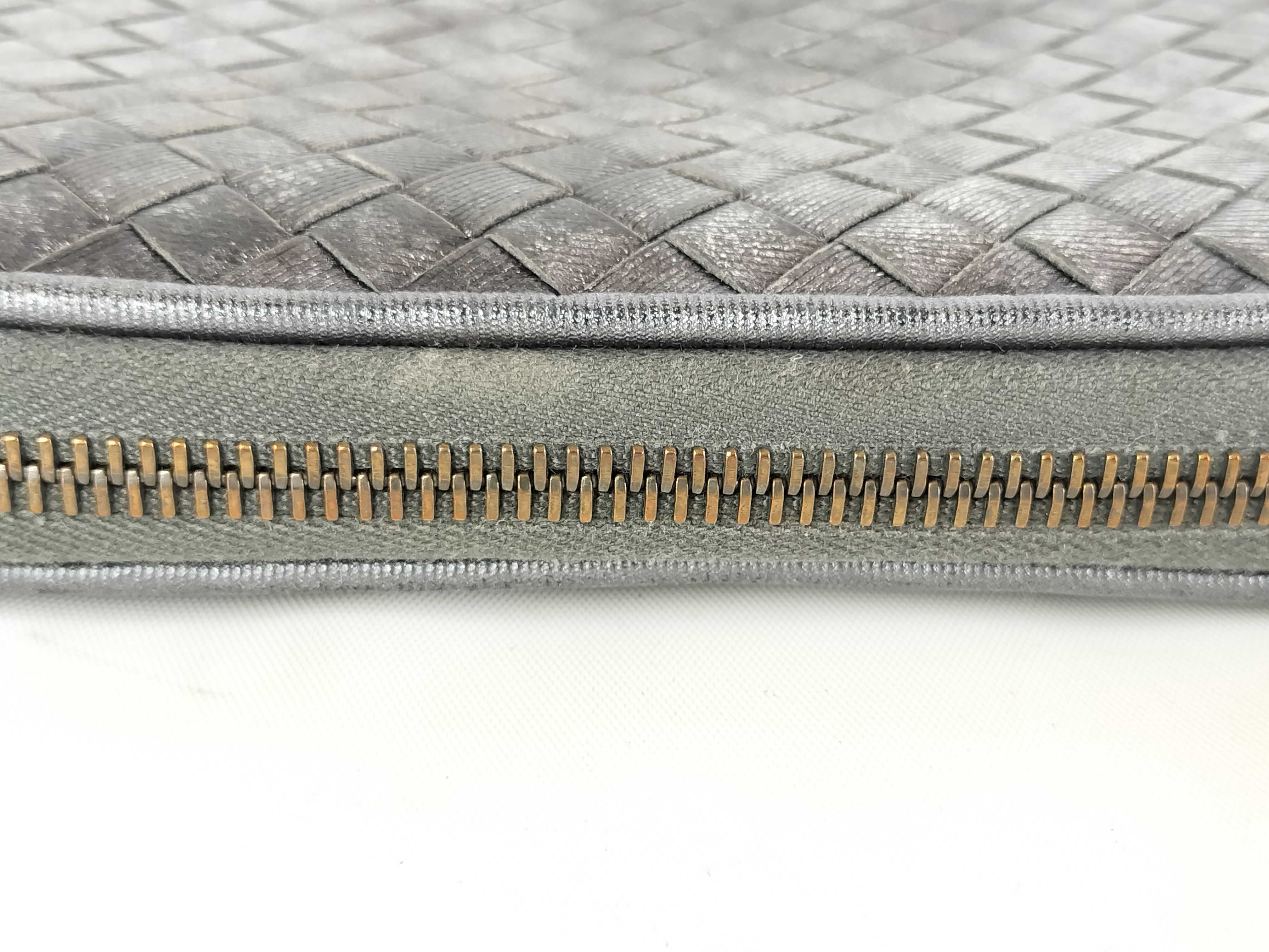 Intrecciato Round Zip Long Wallet — view 5